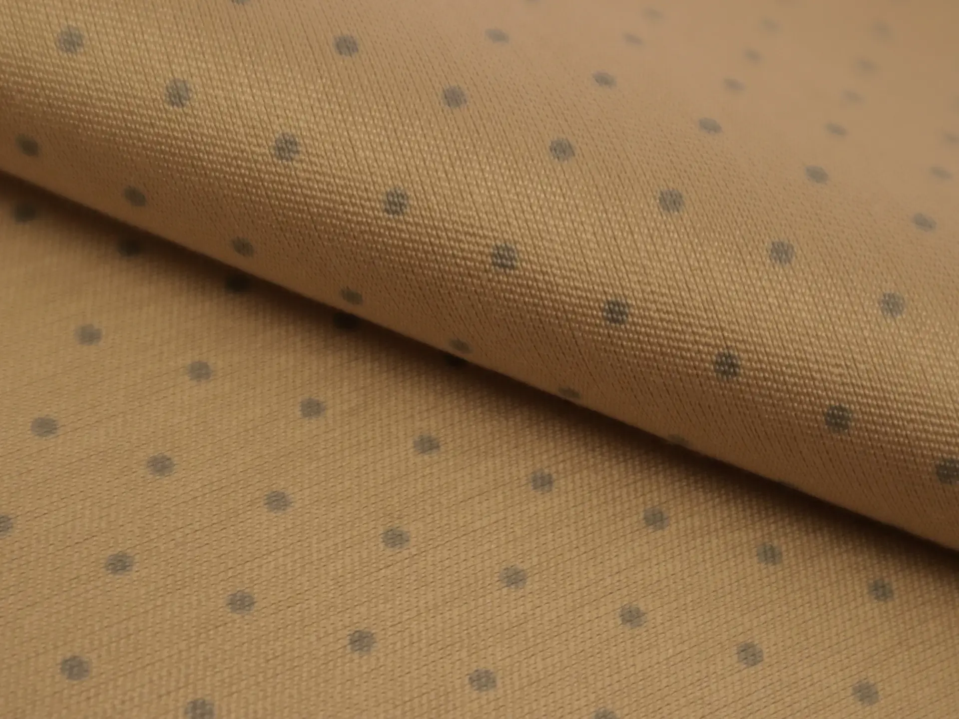 Silk and Wool Shantung with Polka Dots in Grey