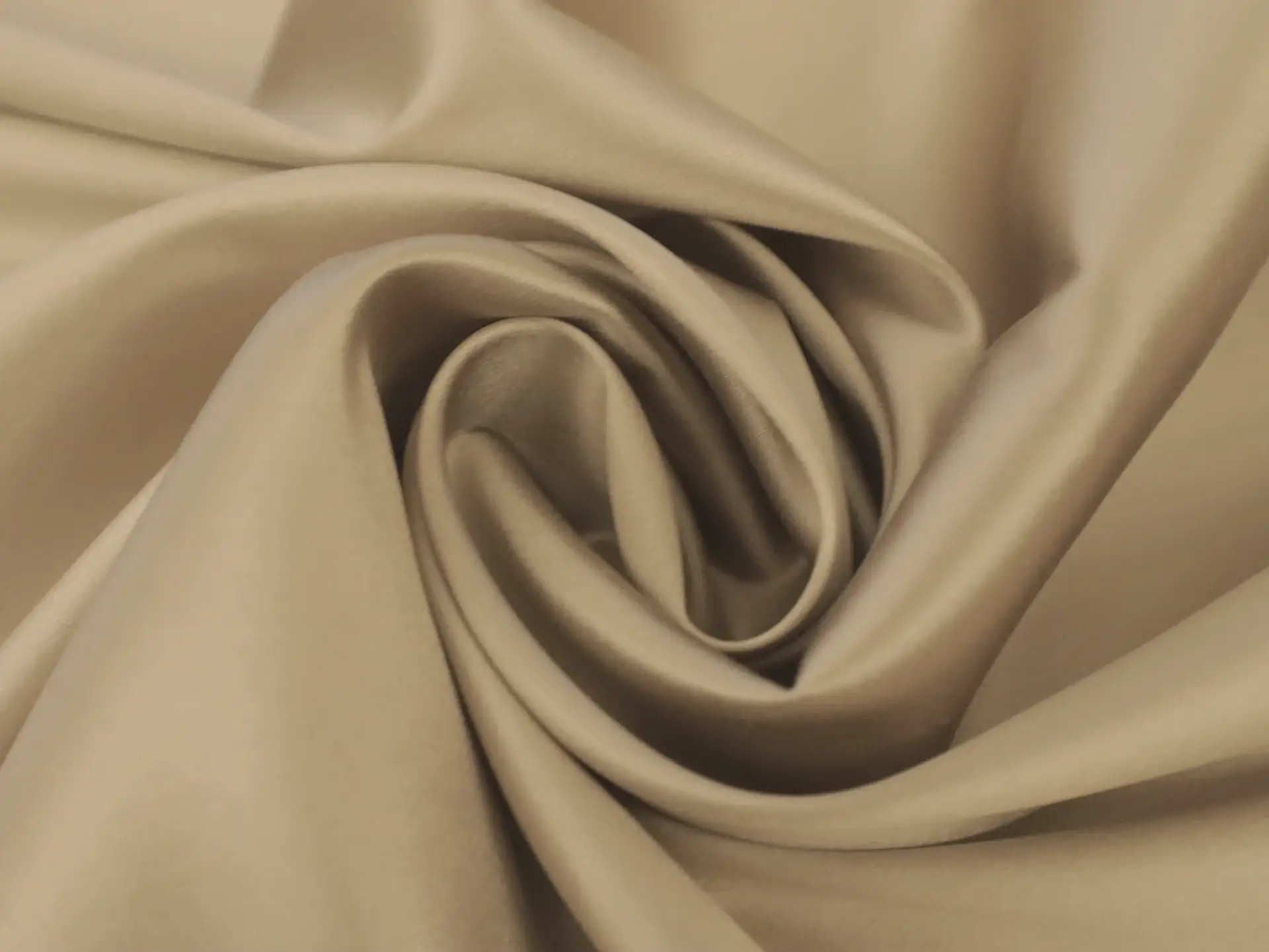 Lacquered Silk and Lycra Charmeuse in Champagne