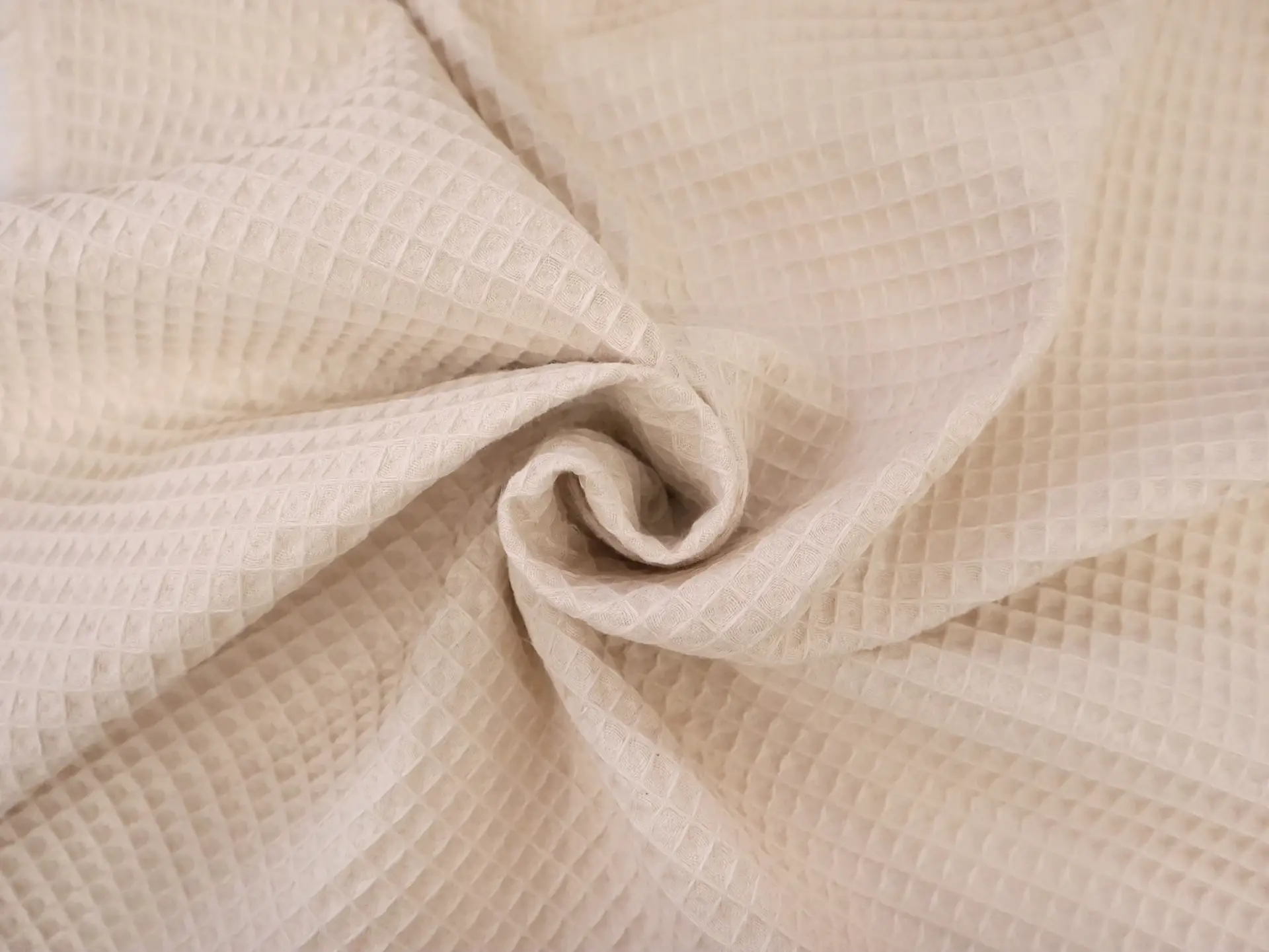 French Cotton Waffle Piqué in Ecru