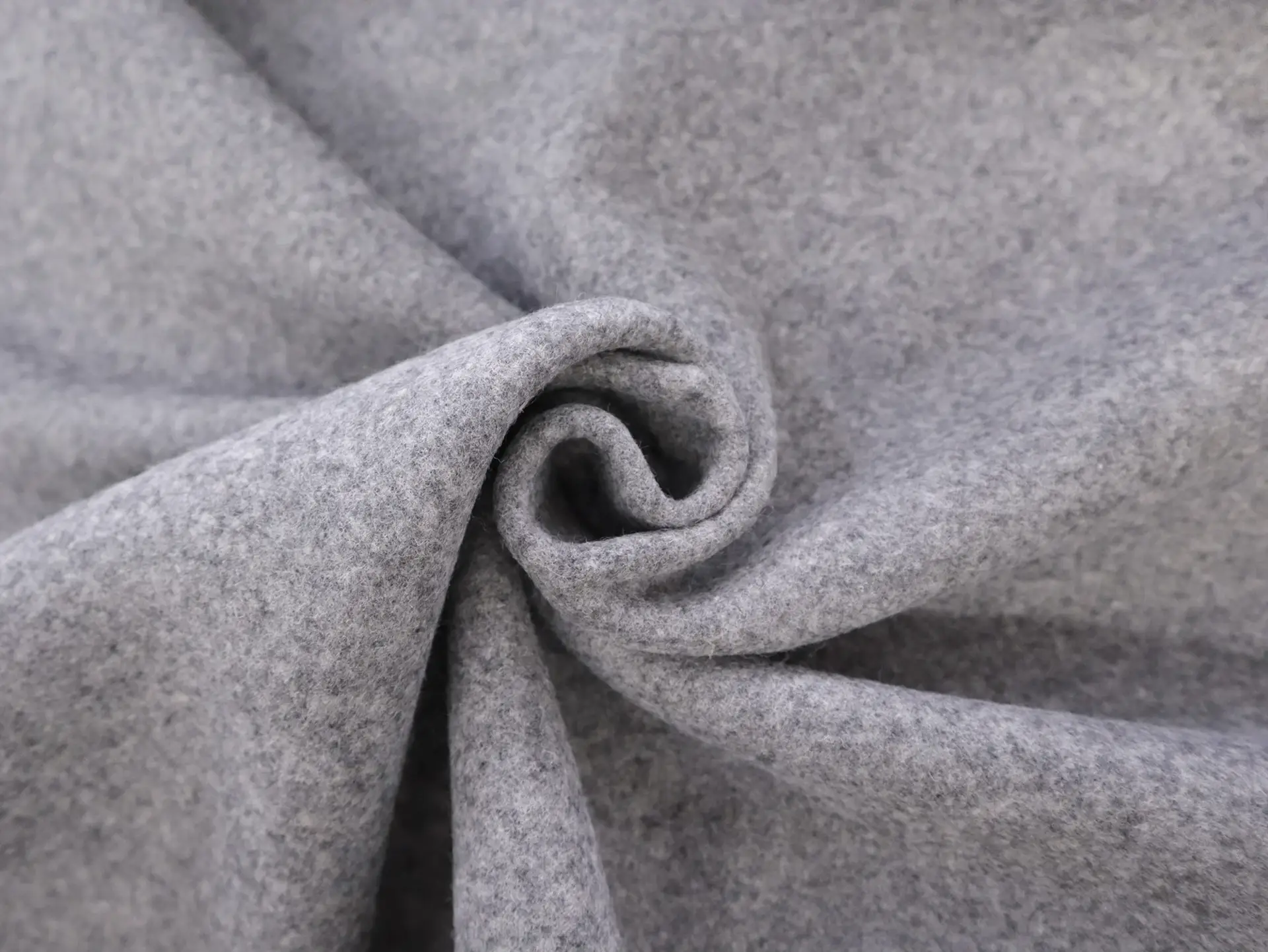 Double Faced Wool Knit in Heather Grey & Black