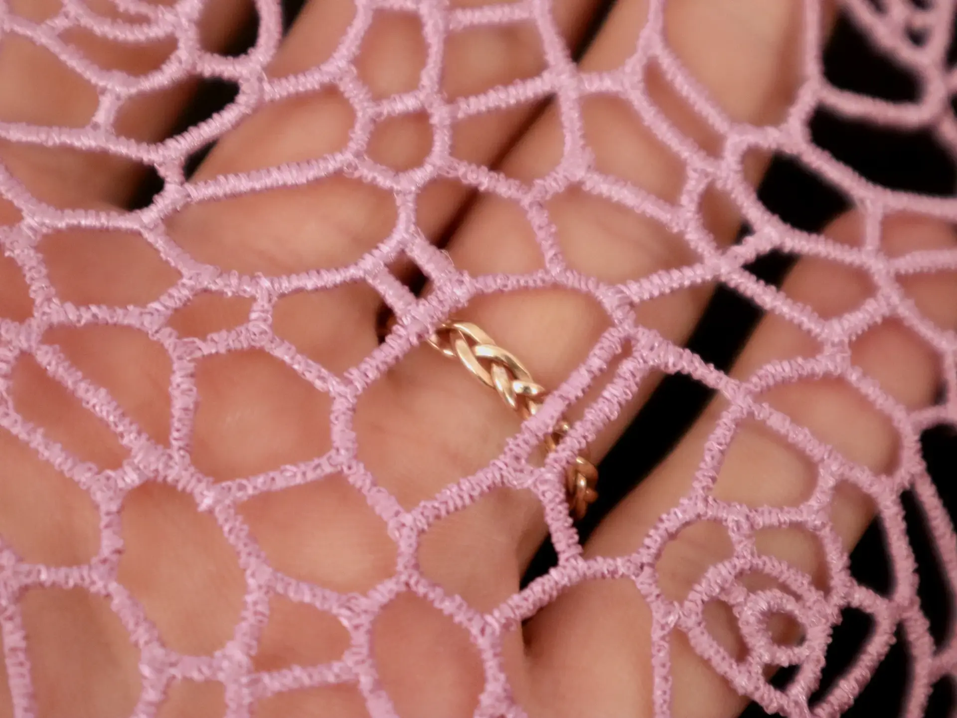 Floral Guipure Lace in Old Rose
