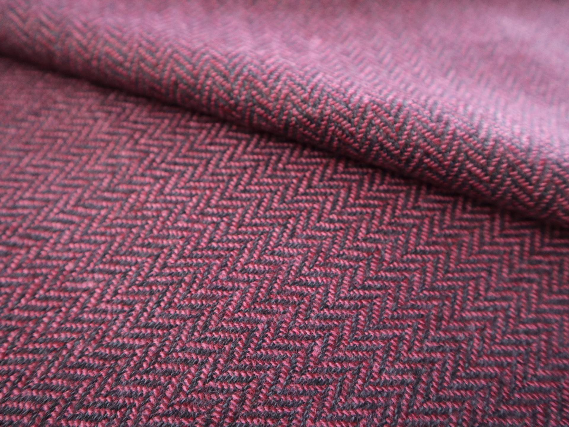 Austrian Fine Wool Herringbone in Raspberry & Charcoal