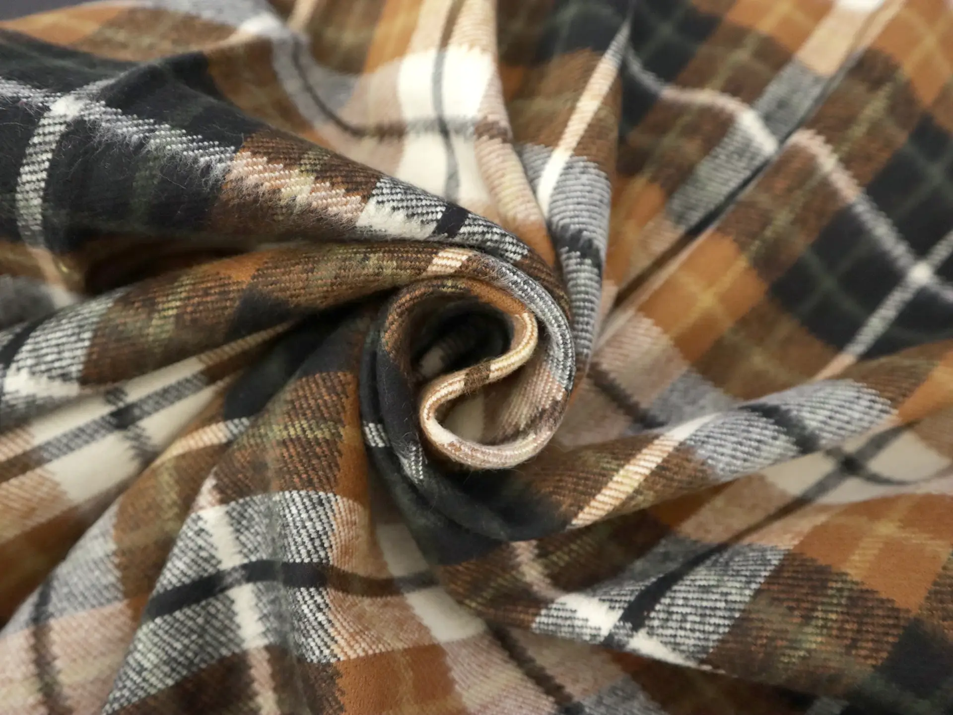Cotton Flannel Plaid in Chestnut