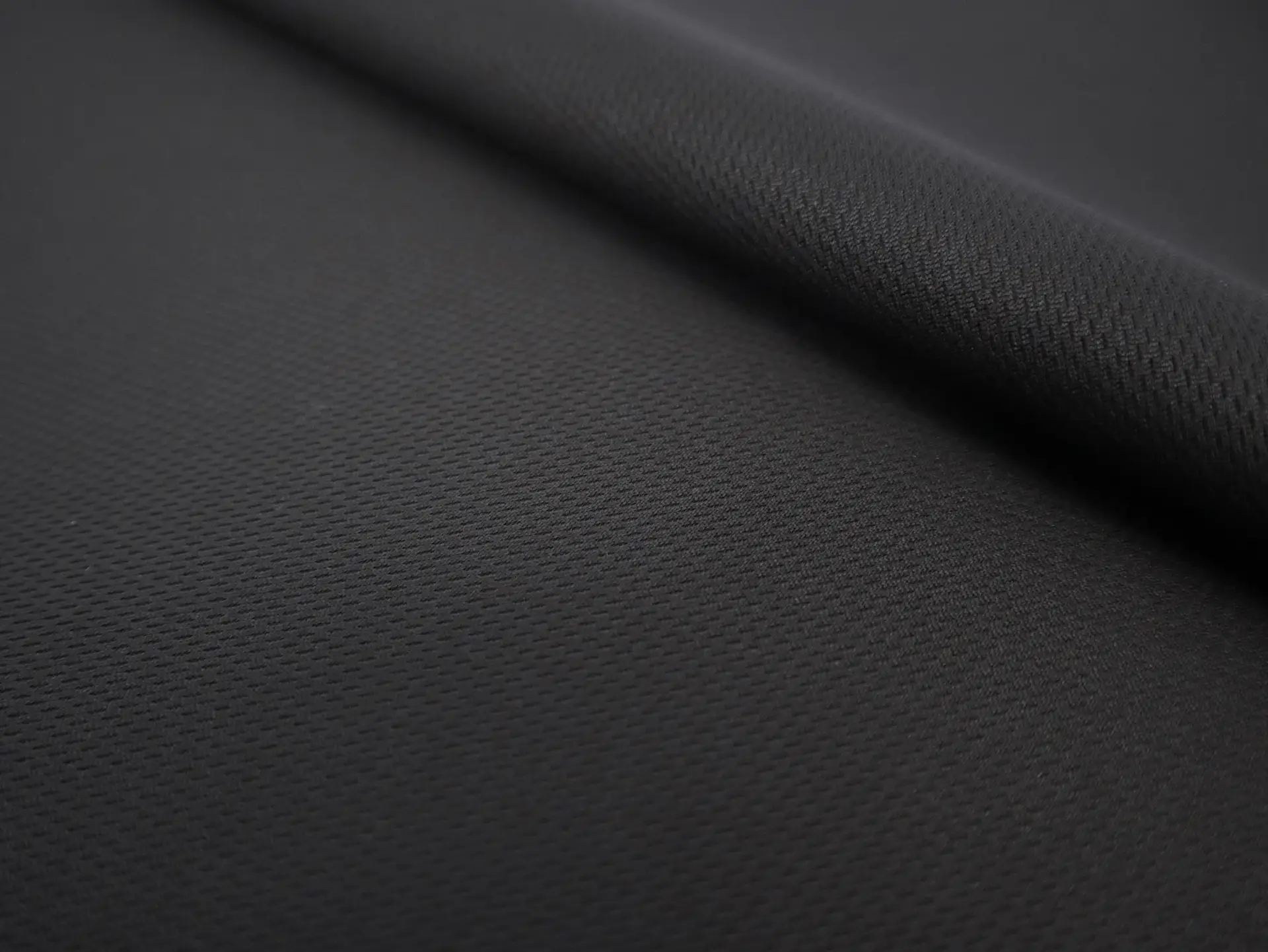 Sustainable "Dintex" Mesh Back Rainwear in Mauve