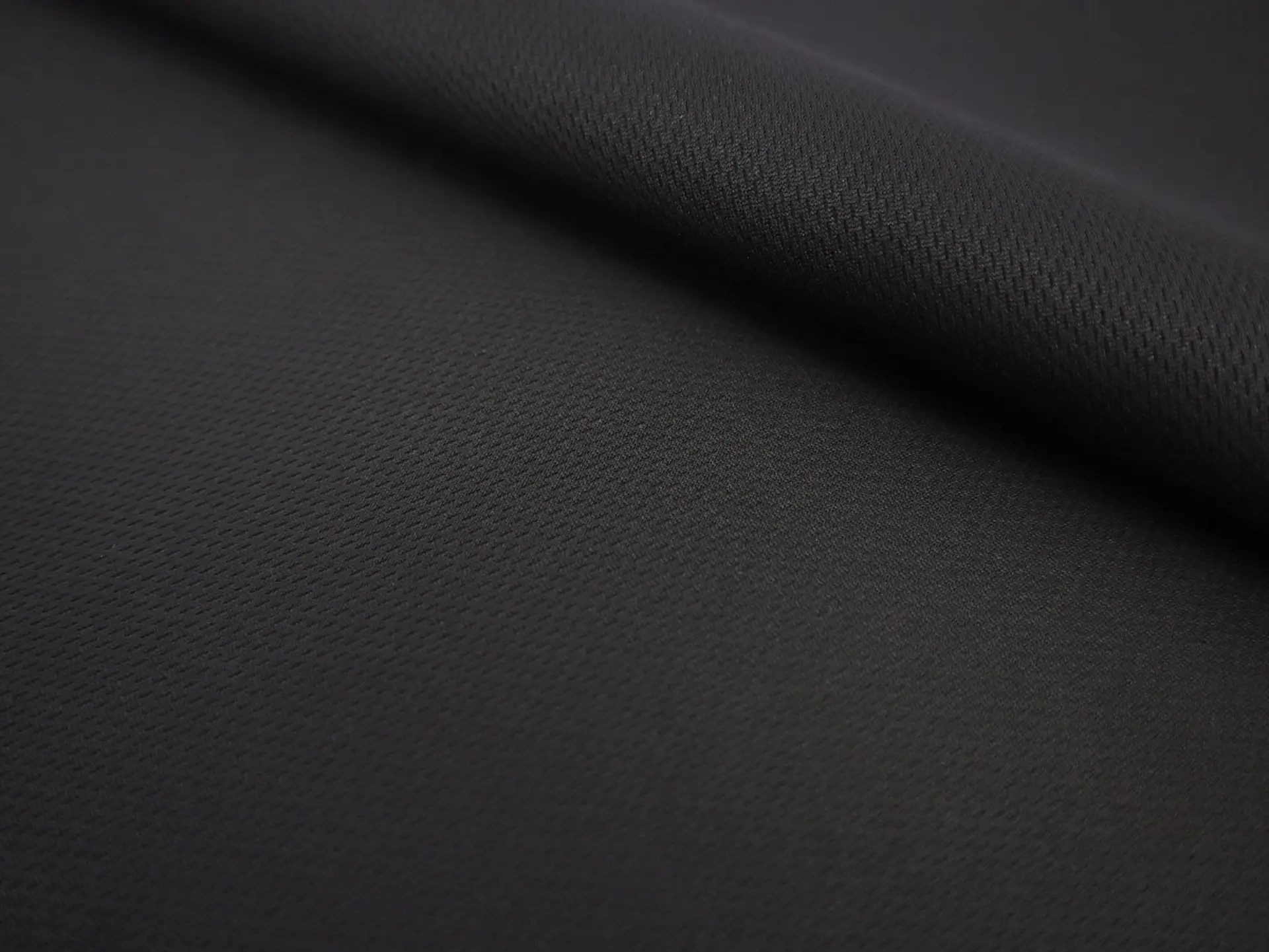 Sustainable "Dintex" Mesh Back Rainwear in Pecan