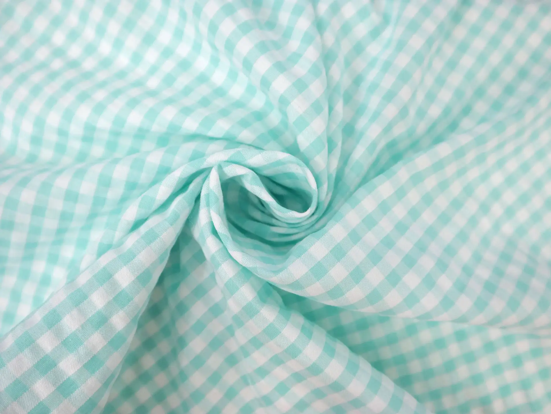 1/4" Cotton Gingham Seersucker in Mint