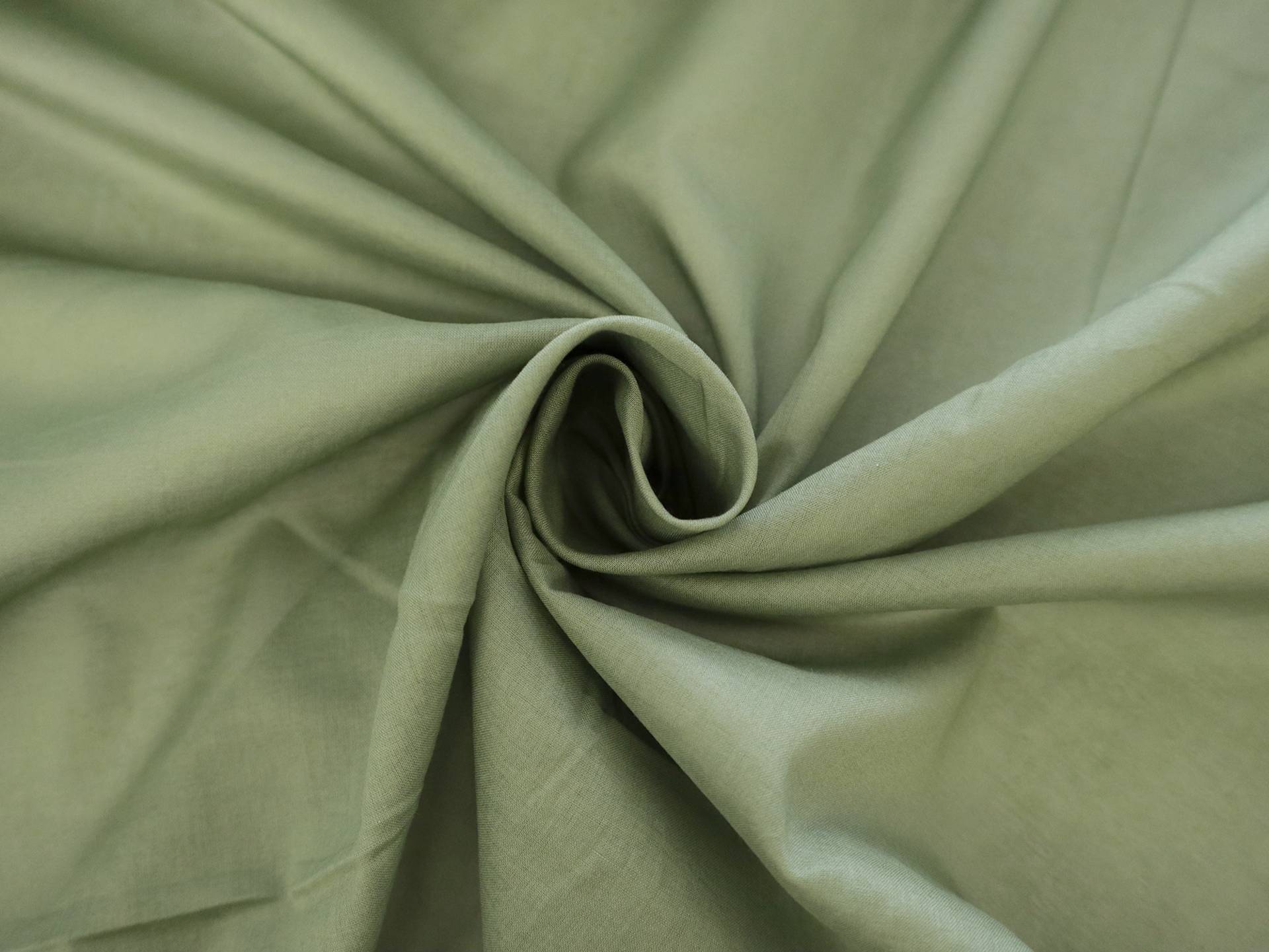 Japanese Washed Cotton Lawn in Basil Green