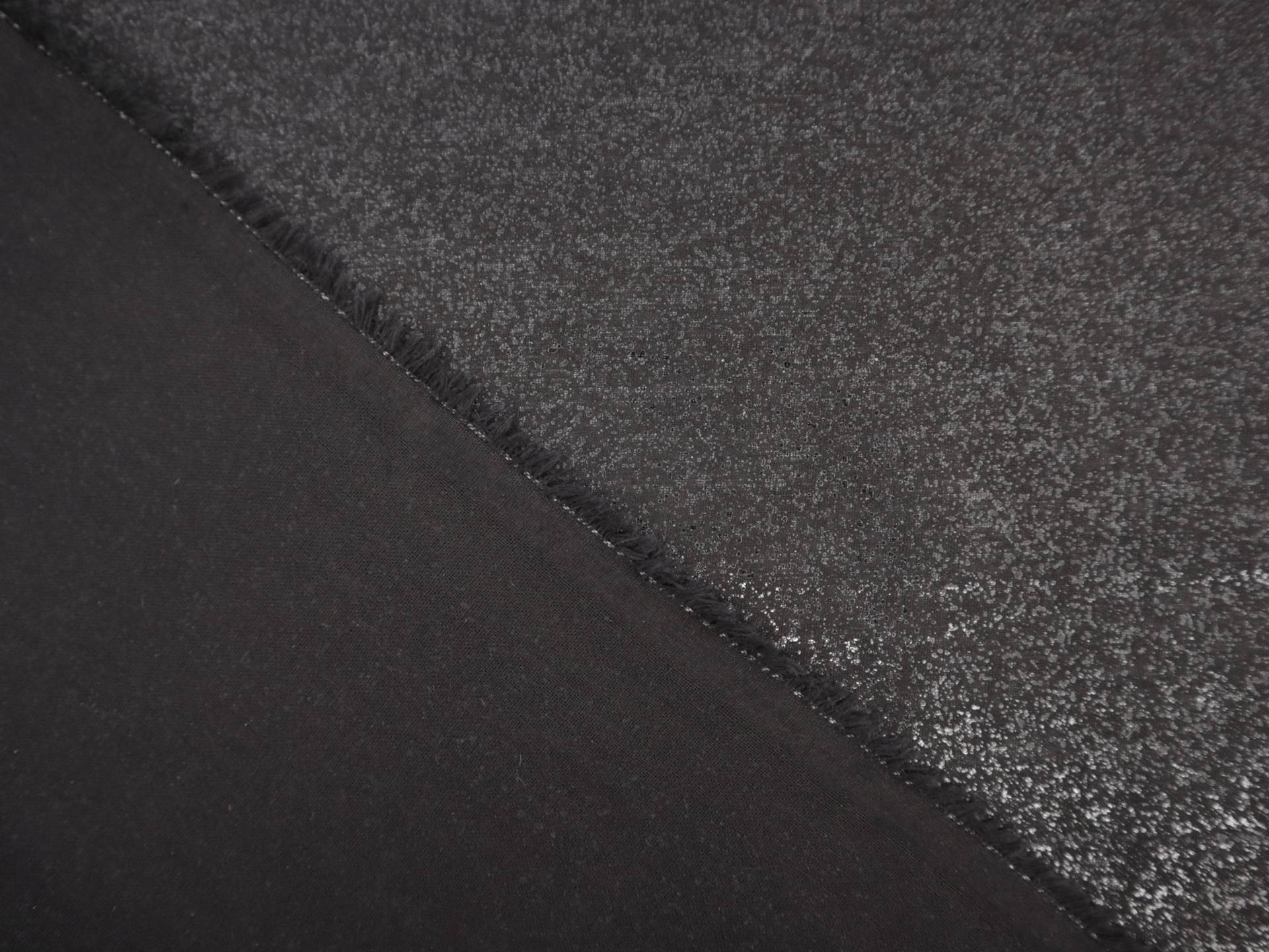 Lightweight Fusible Woven Interfacing in Black