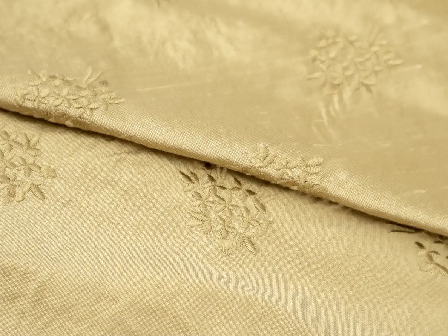 Embroidered Silk Shantung with Mini Bouquets in Light Gold