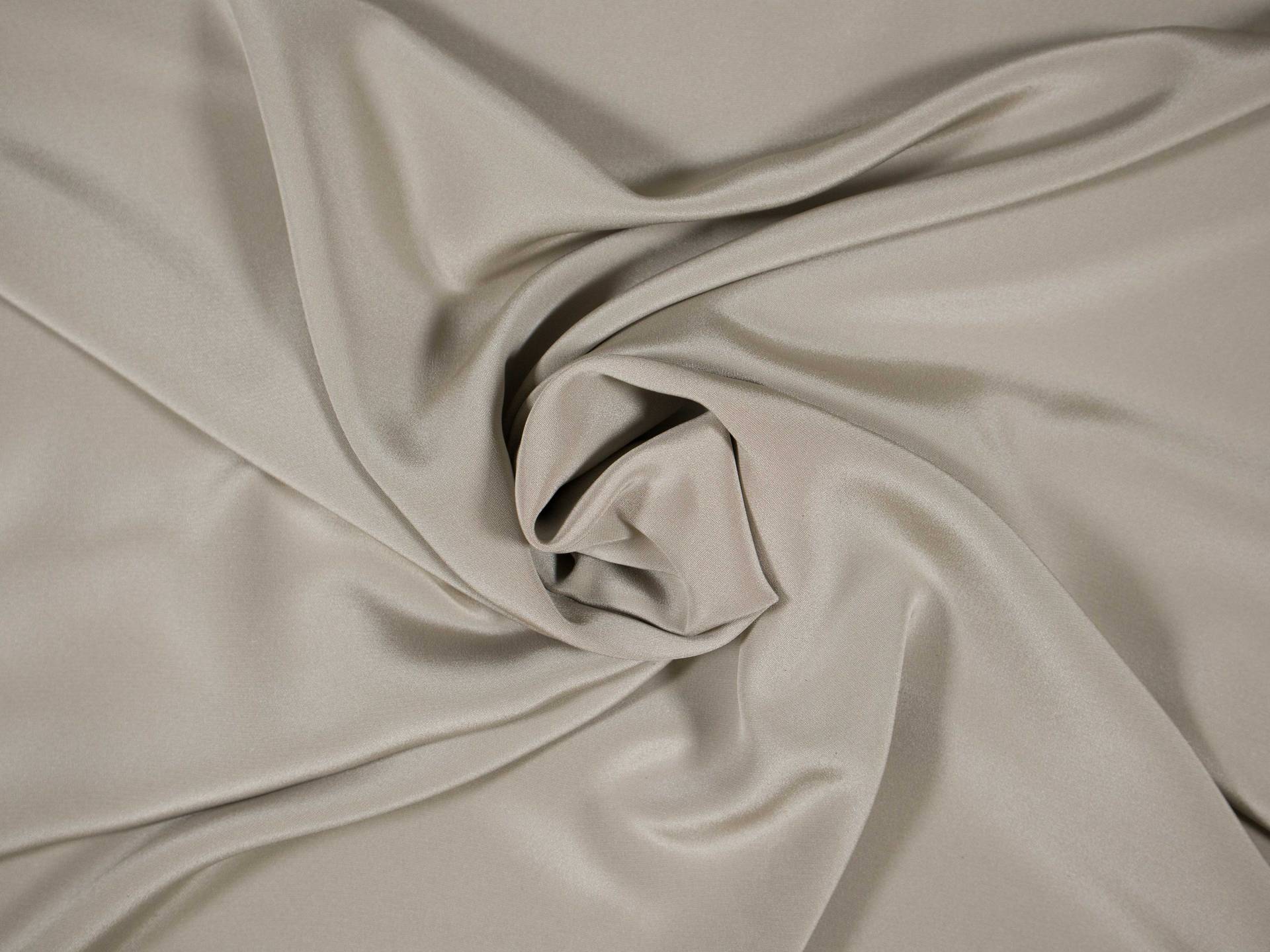 4-ply silk crepe in ash draped