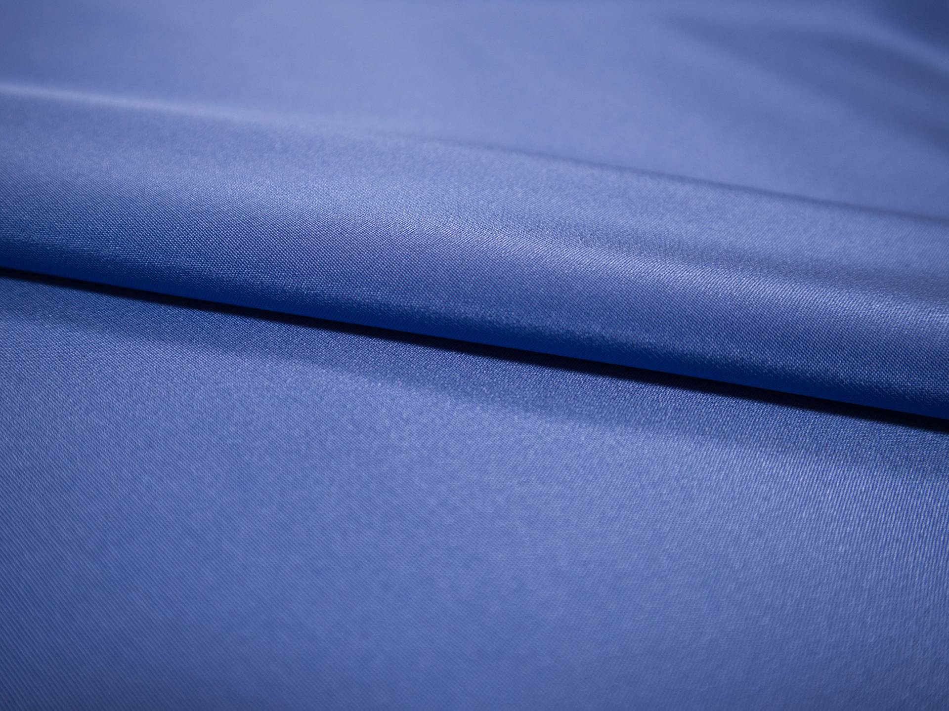 silk 4 ply crepe in Astral- flat