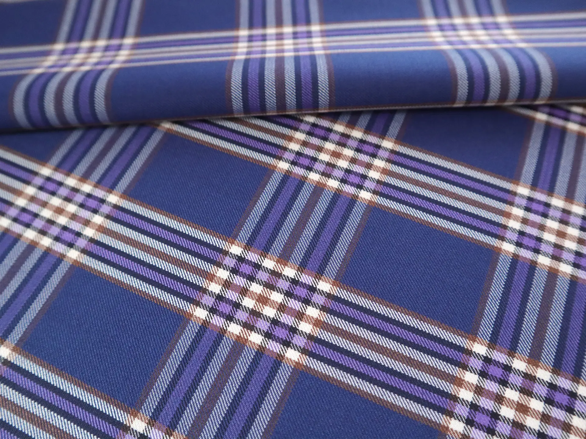 Super 160s Wool Blend Plaid Suiting in Dark Blue