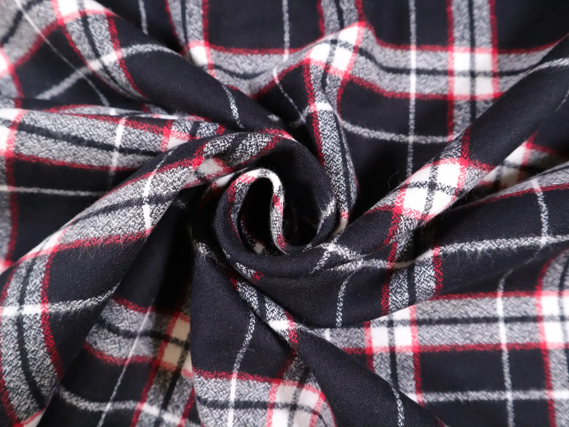 Cotton Flannel Plaid in Black