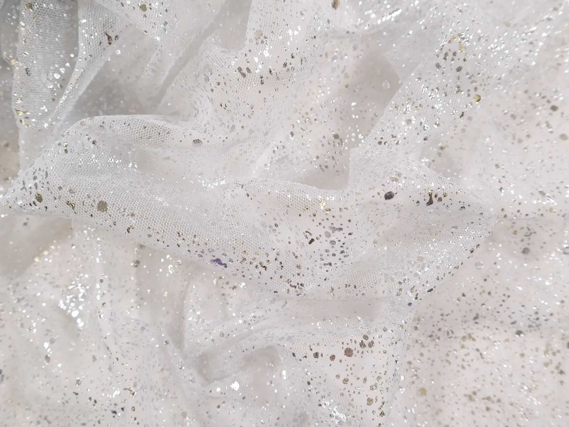 Metallic Speckled Tulle in Light Grey & Silver