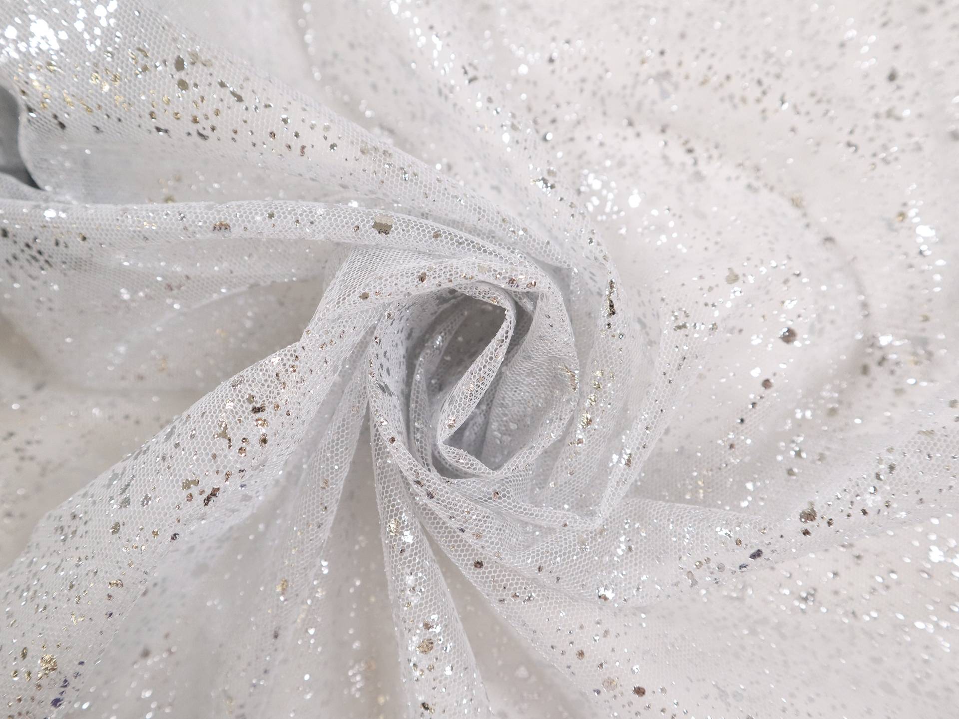Metallic Speckled Tulle in Light Grey & Silver