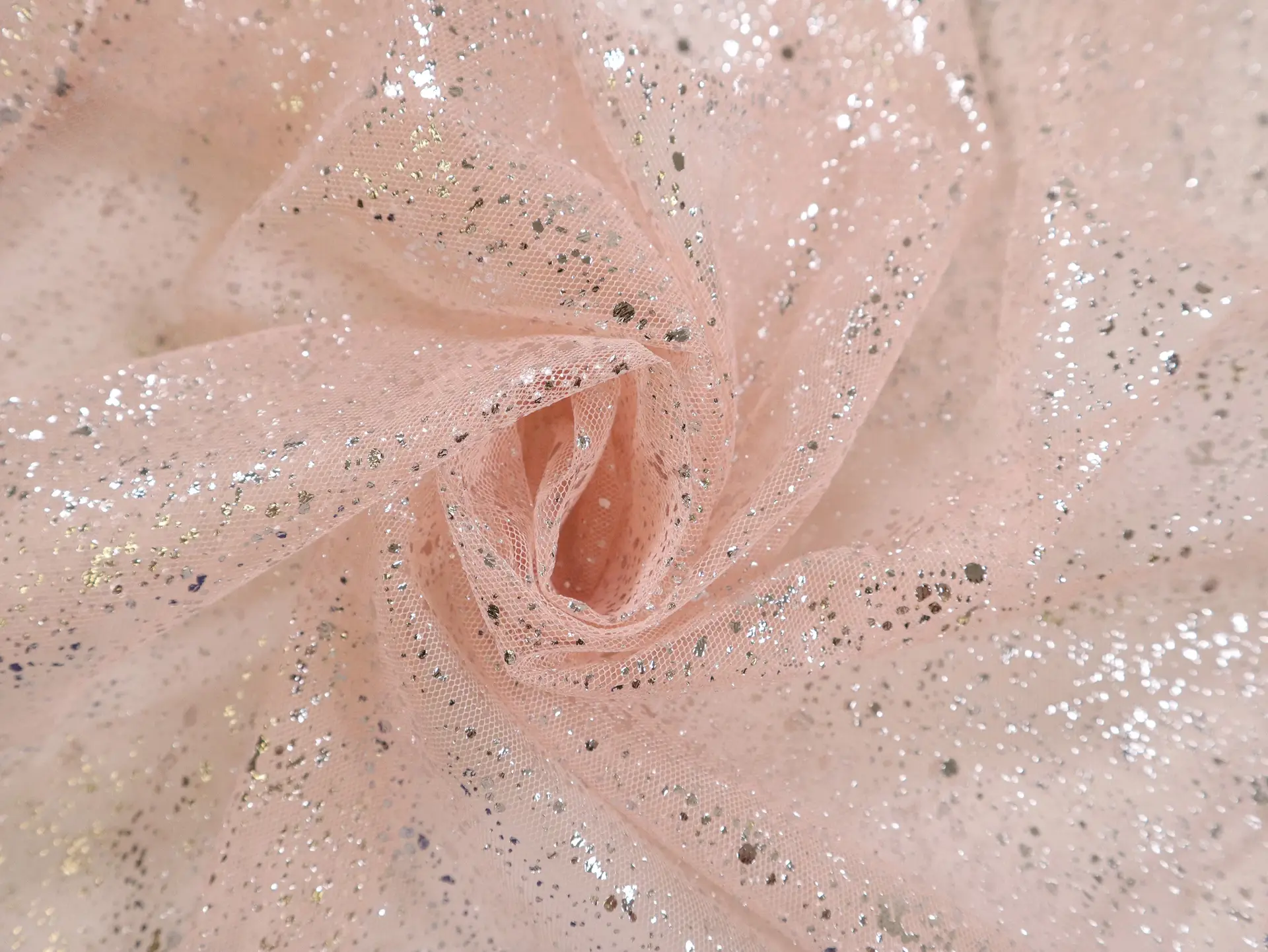 Metallic Speckled Tulle in Peach & Silver
