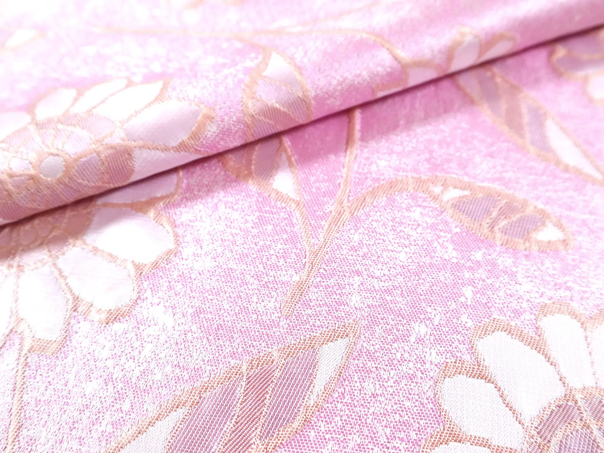 Floral Brocade with Daisies in Pink