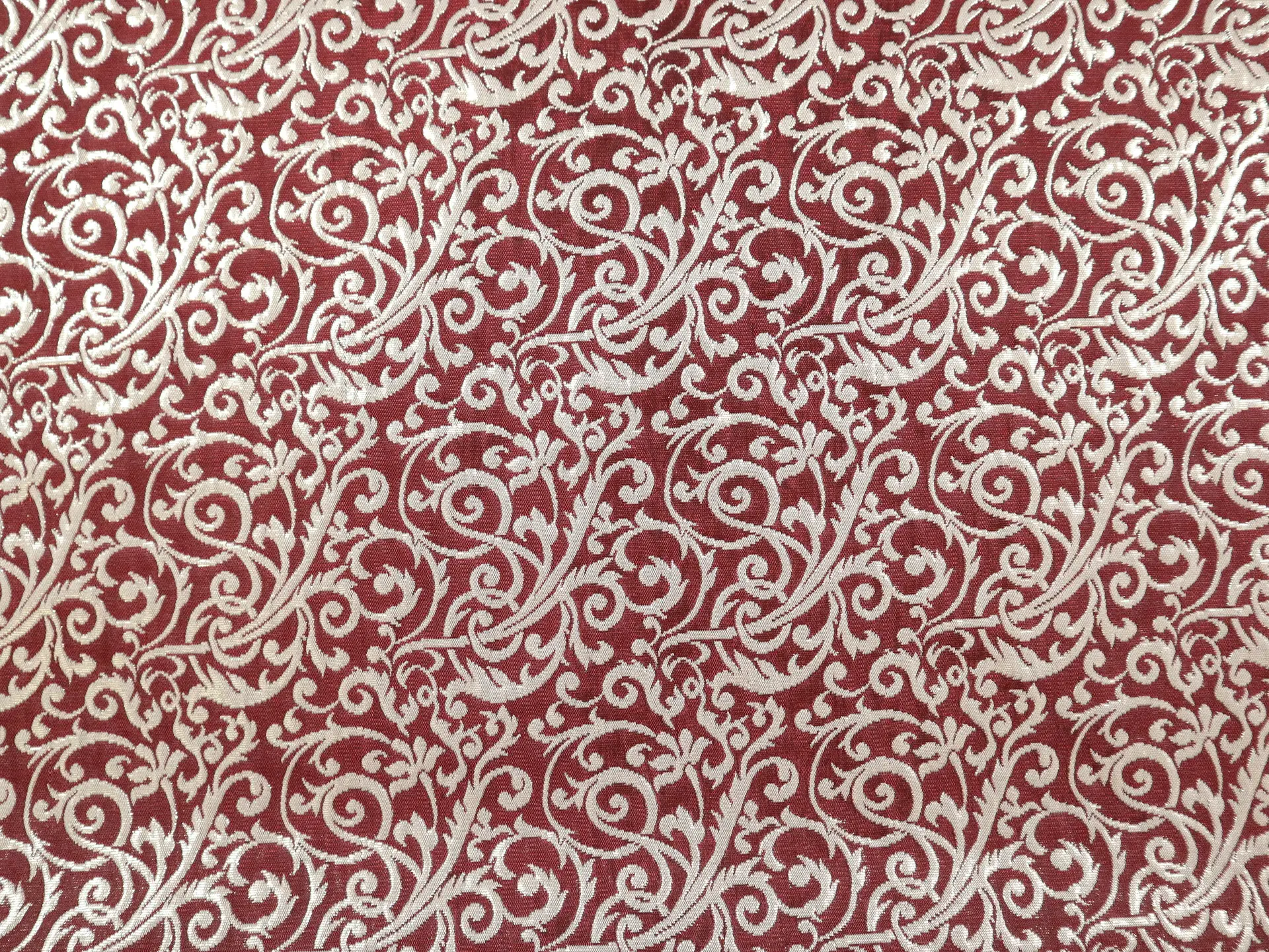 Metallic Brocade with Filigrees in Silver & Wine