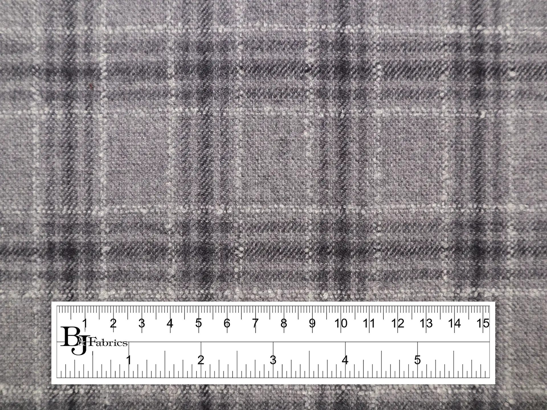 Italian Wool Cashmere Plaid Suiting in Graphite