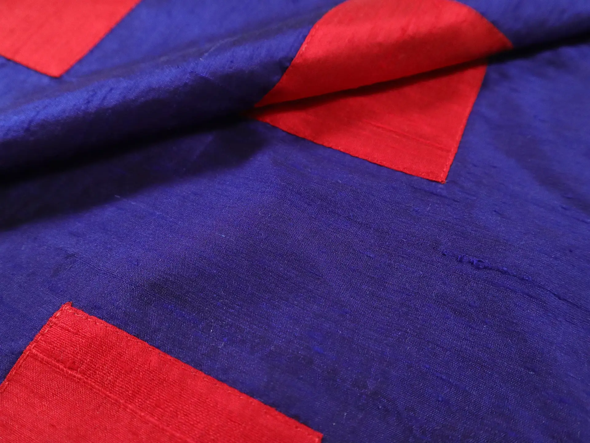 Color Blocked Appliqué Silk Shantung