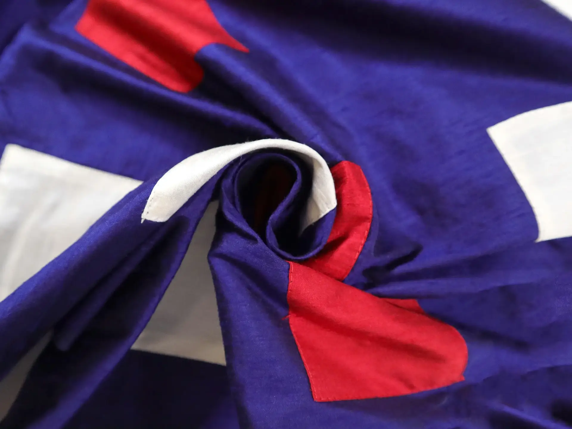 Color Blocked Appliqué Silk Shantung