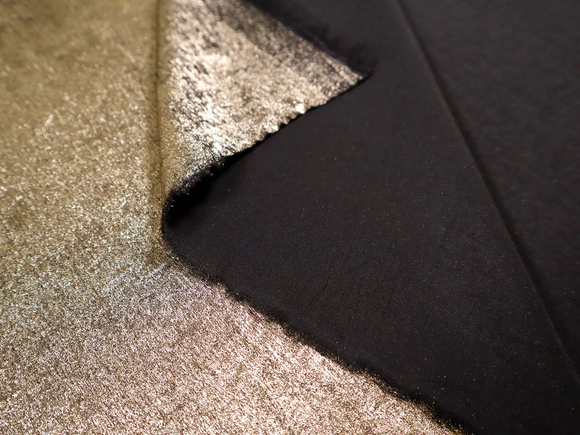 Heathered Lamé in Oro