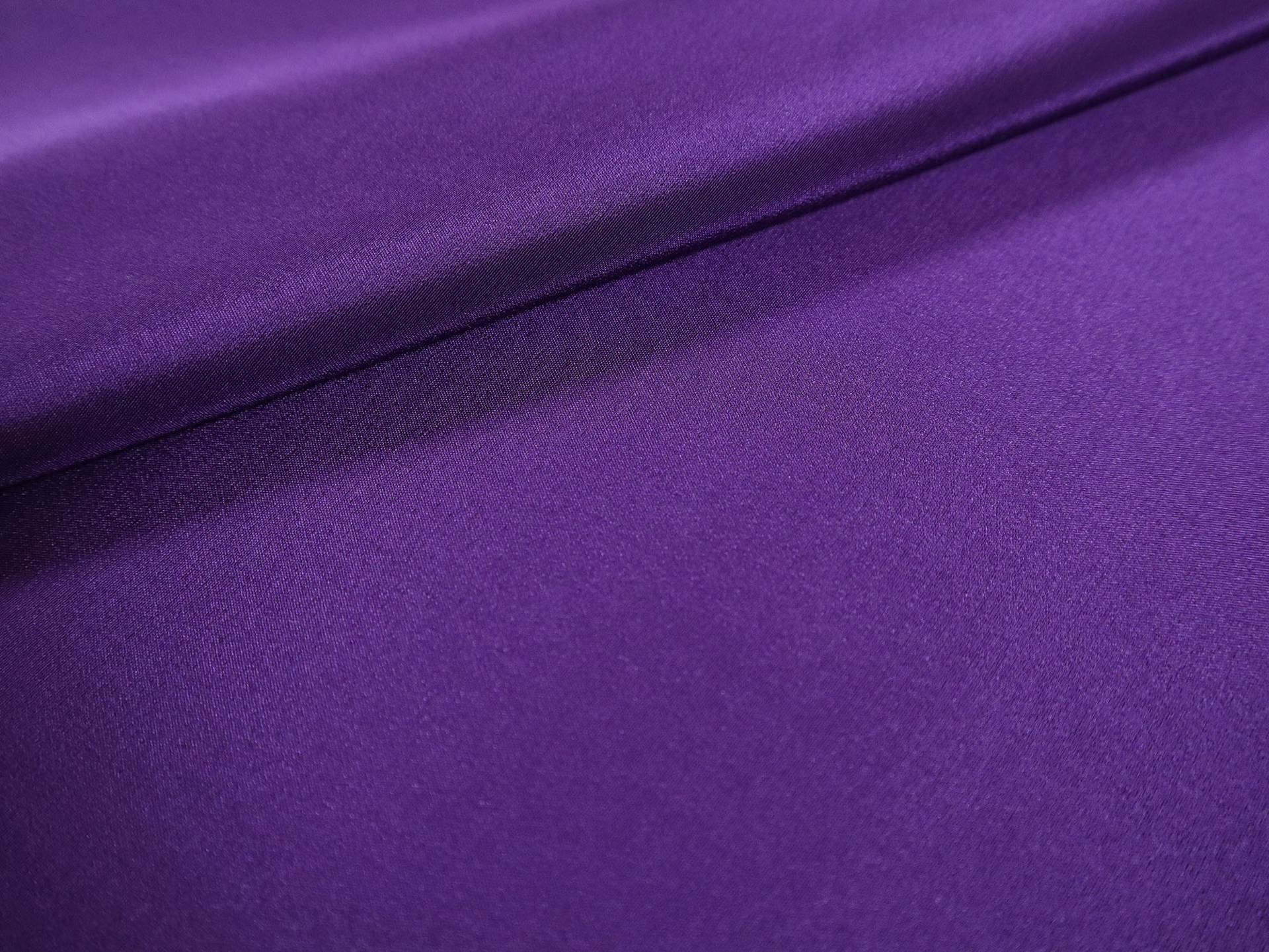 Silk Crepe de Chine in Purple 