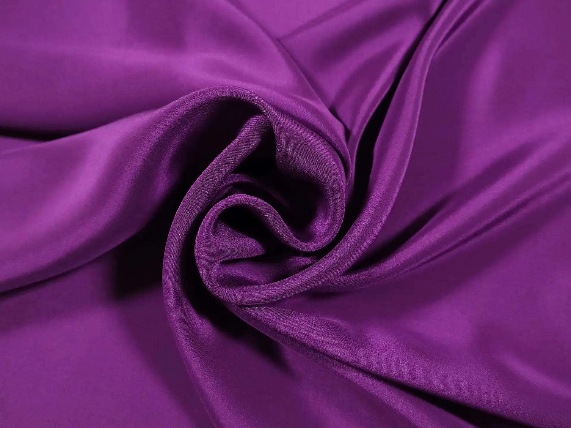 Silk Crepe de Chine in Mulberry 