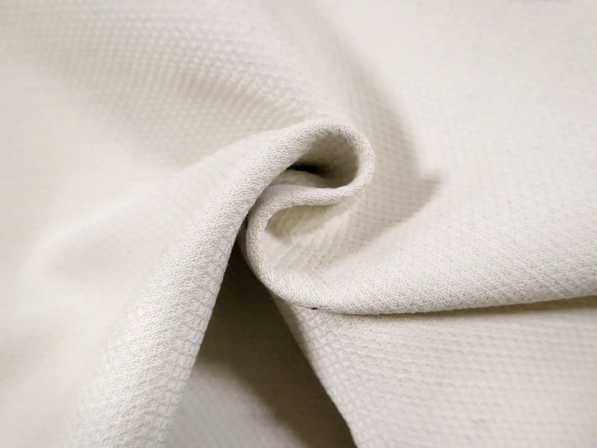 Double Faced Wool Piqué in Black & White