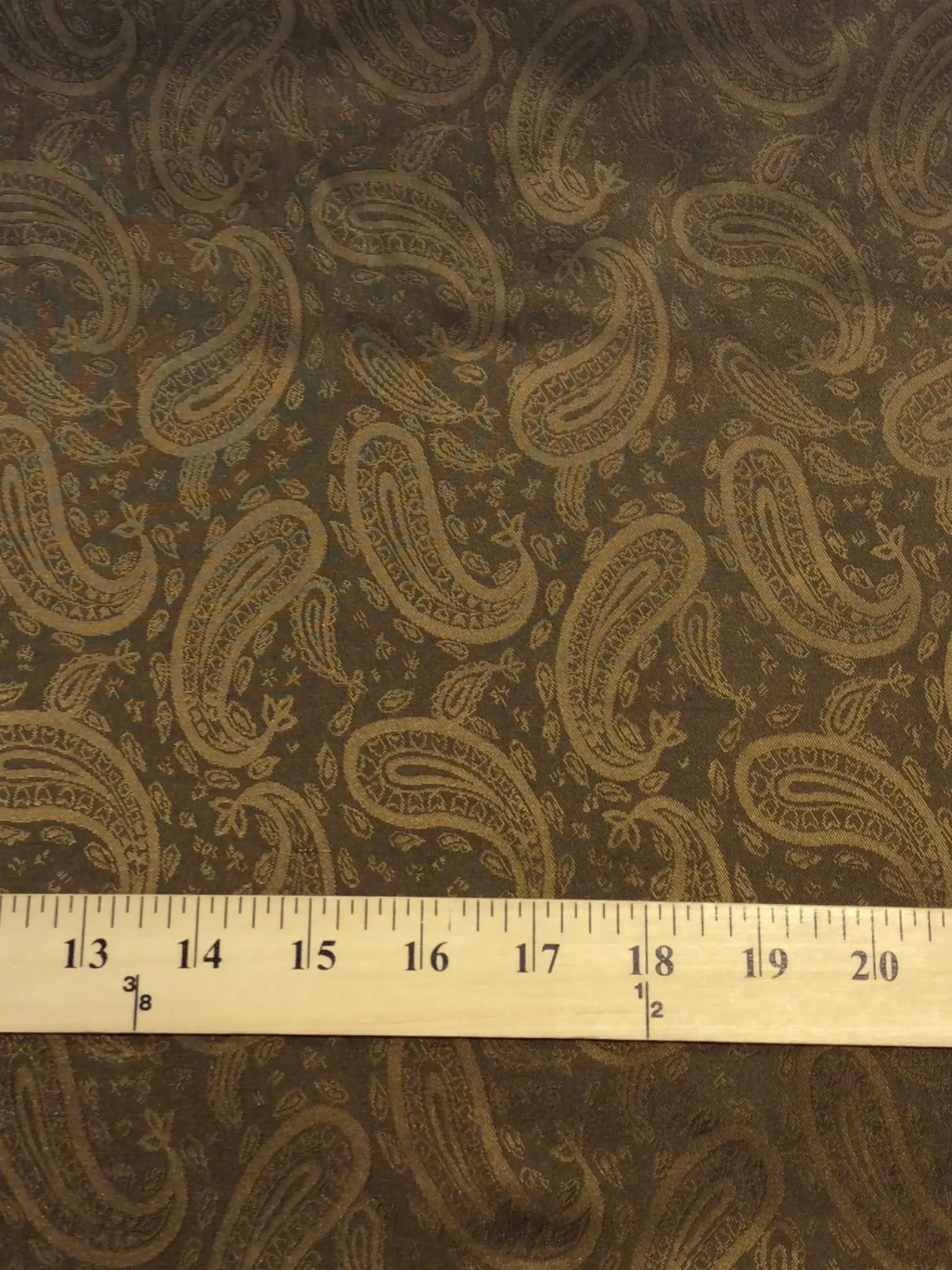 Novelty Jacquard Lining in Nugget