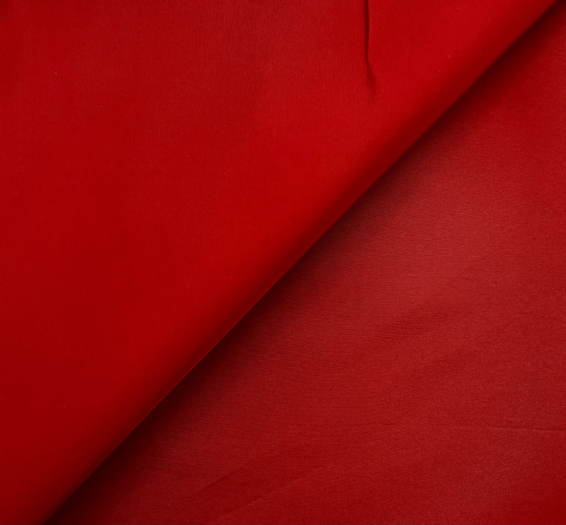 Silk Gros de Londres with a Bounce Finish