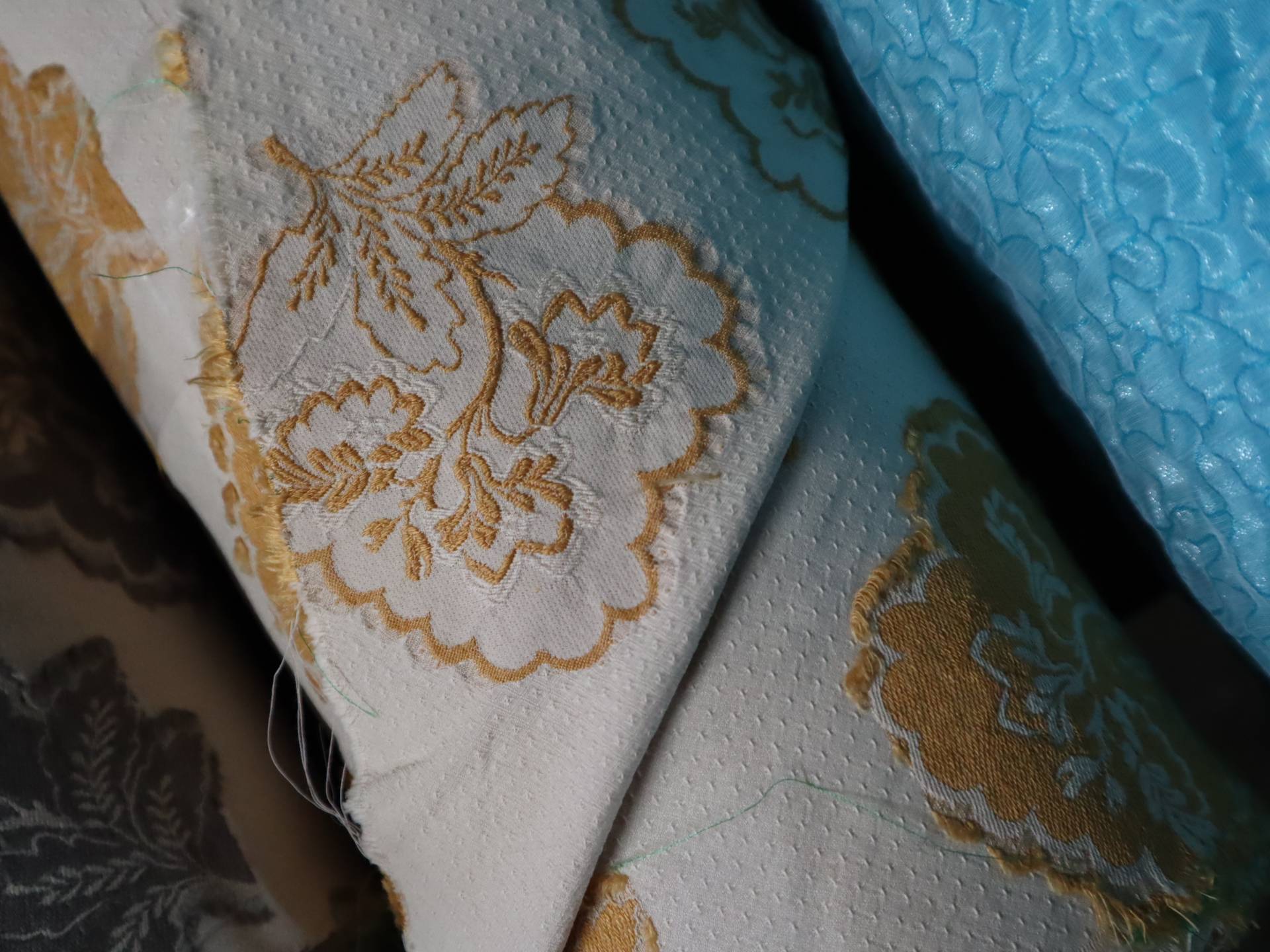 Cotton Linen Cut Jacquard in Natural/Ochre