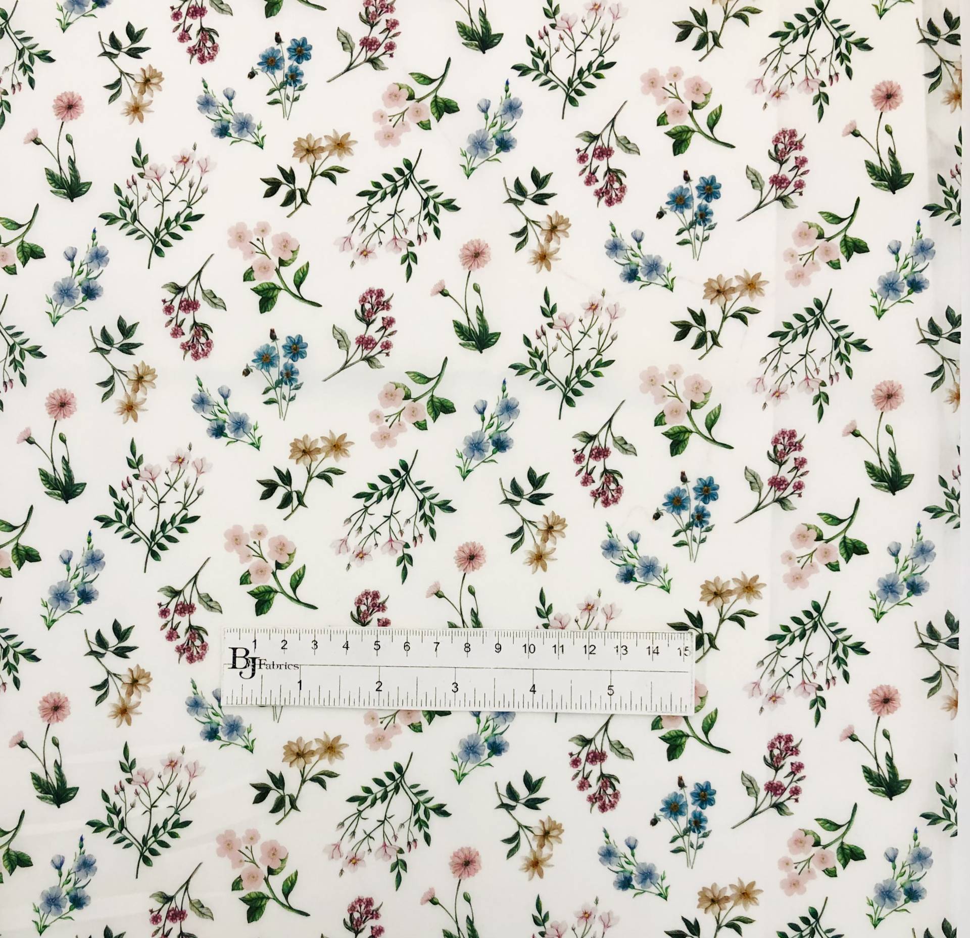 Liberty of London Cotton Lawn Floral in White