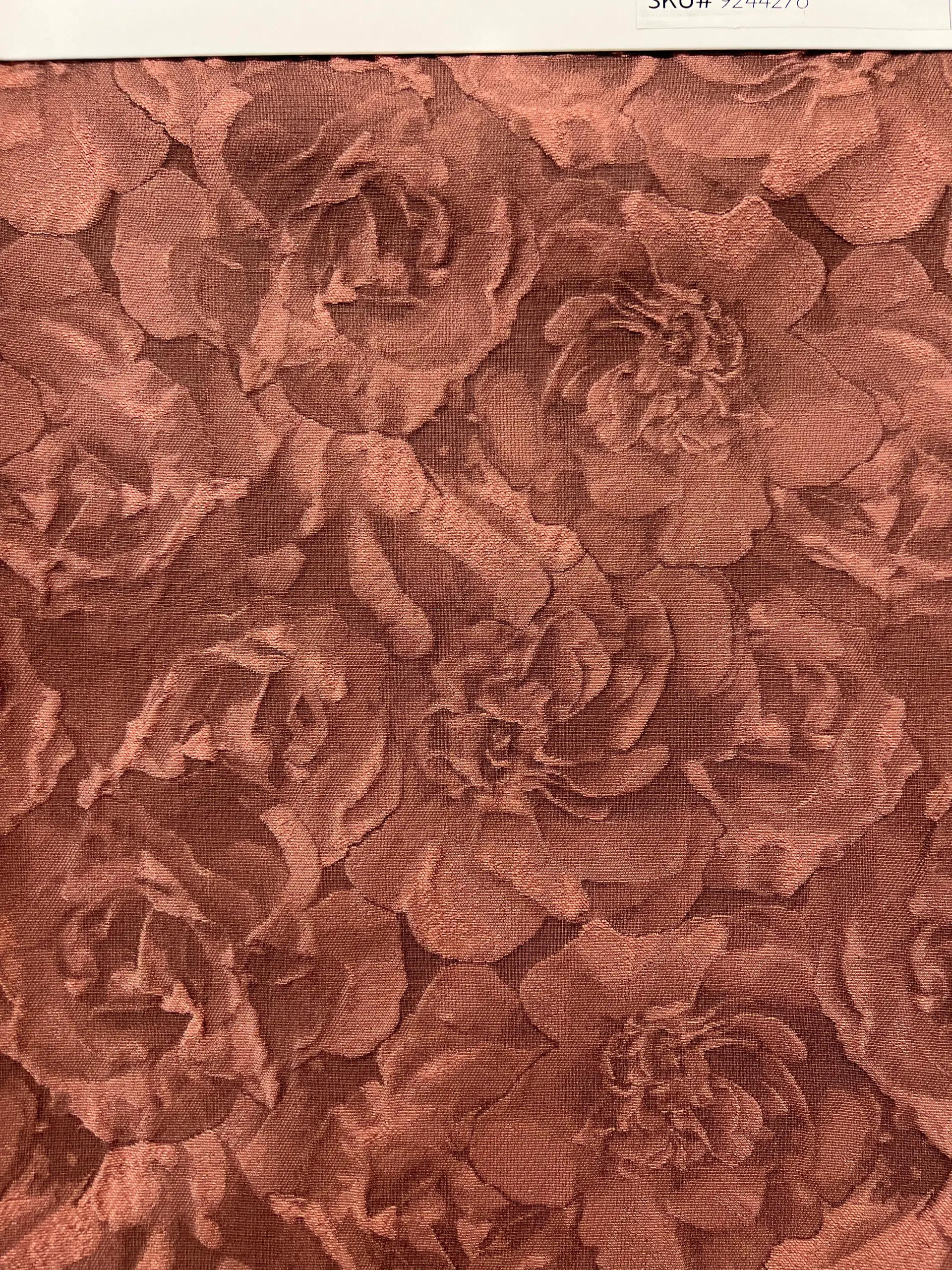 Polyester Matelassé in Dusty Rose