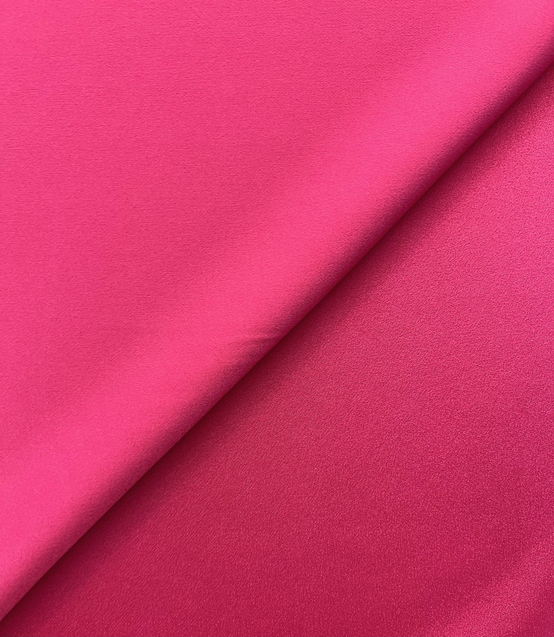 Triacetate Stretch Crepé Back Satin in Fuchsia