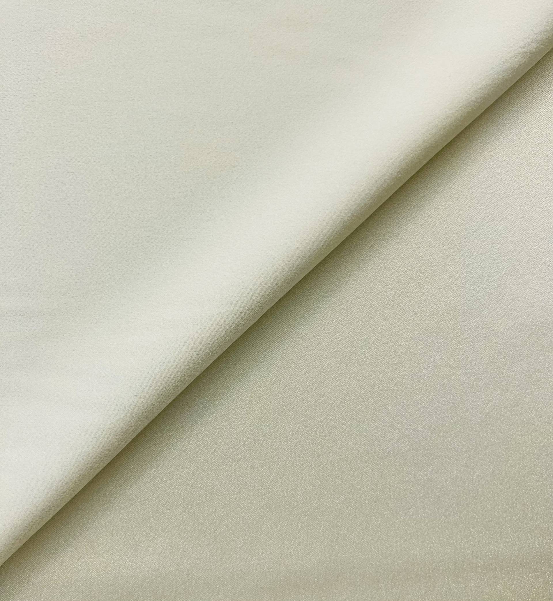 Triacetate Stretch Crepé Back Satin in ivory