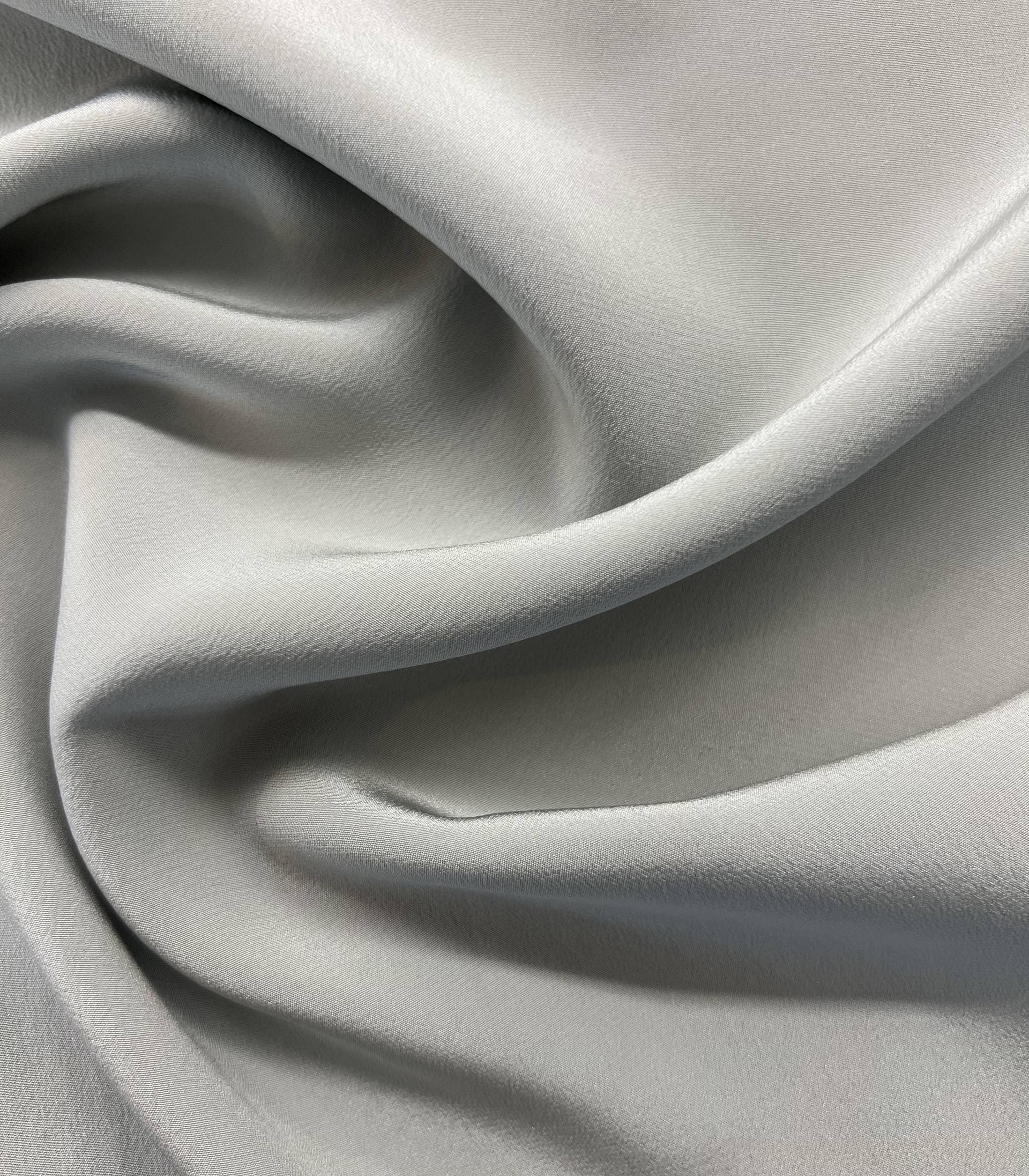 Pure Silk Crepé de Chine in Pearl Grey
