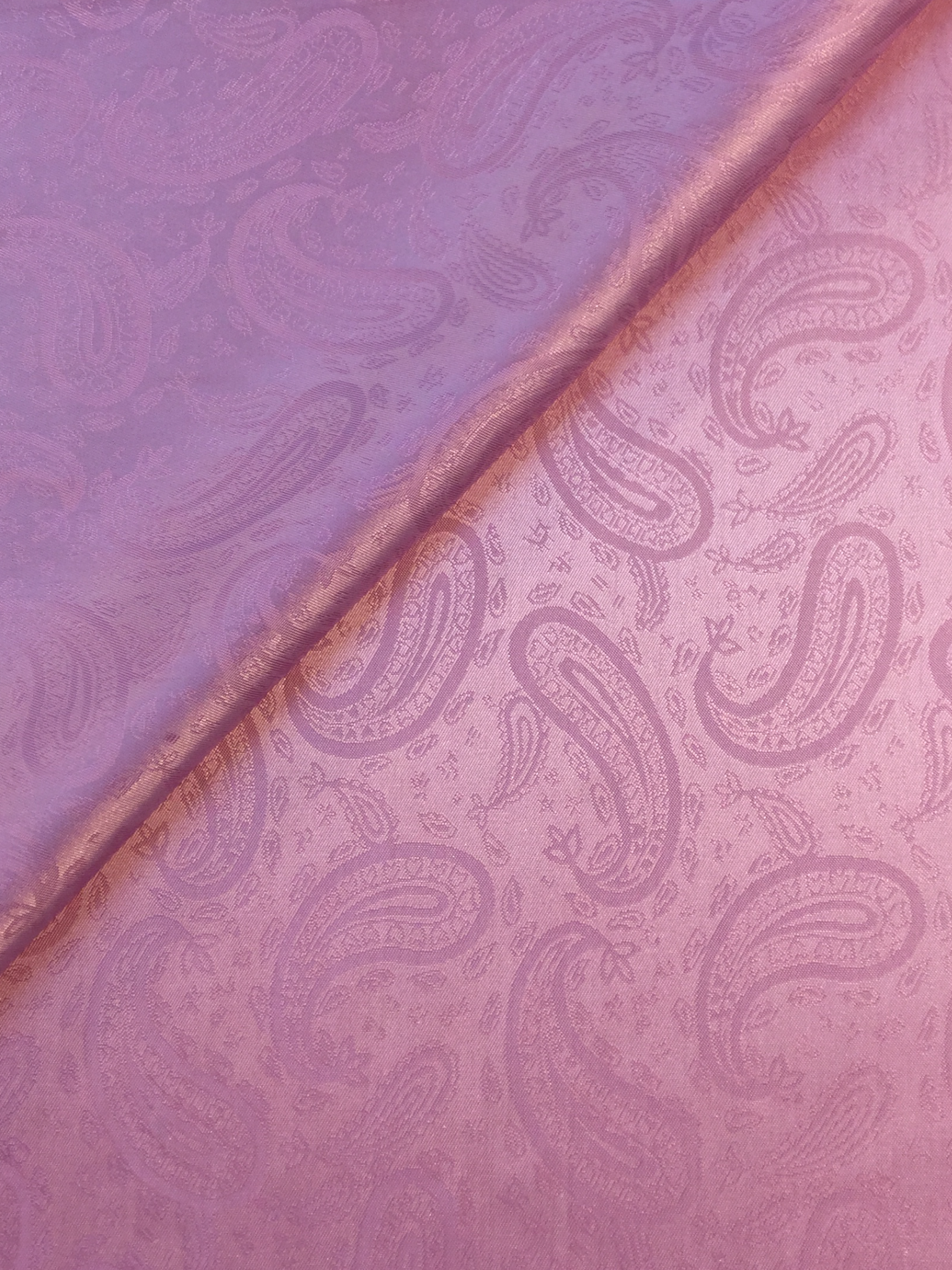 Novelty Jacquard Lining in Petal Pink Haze w/ Paisleys