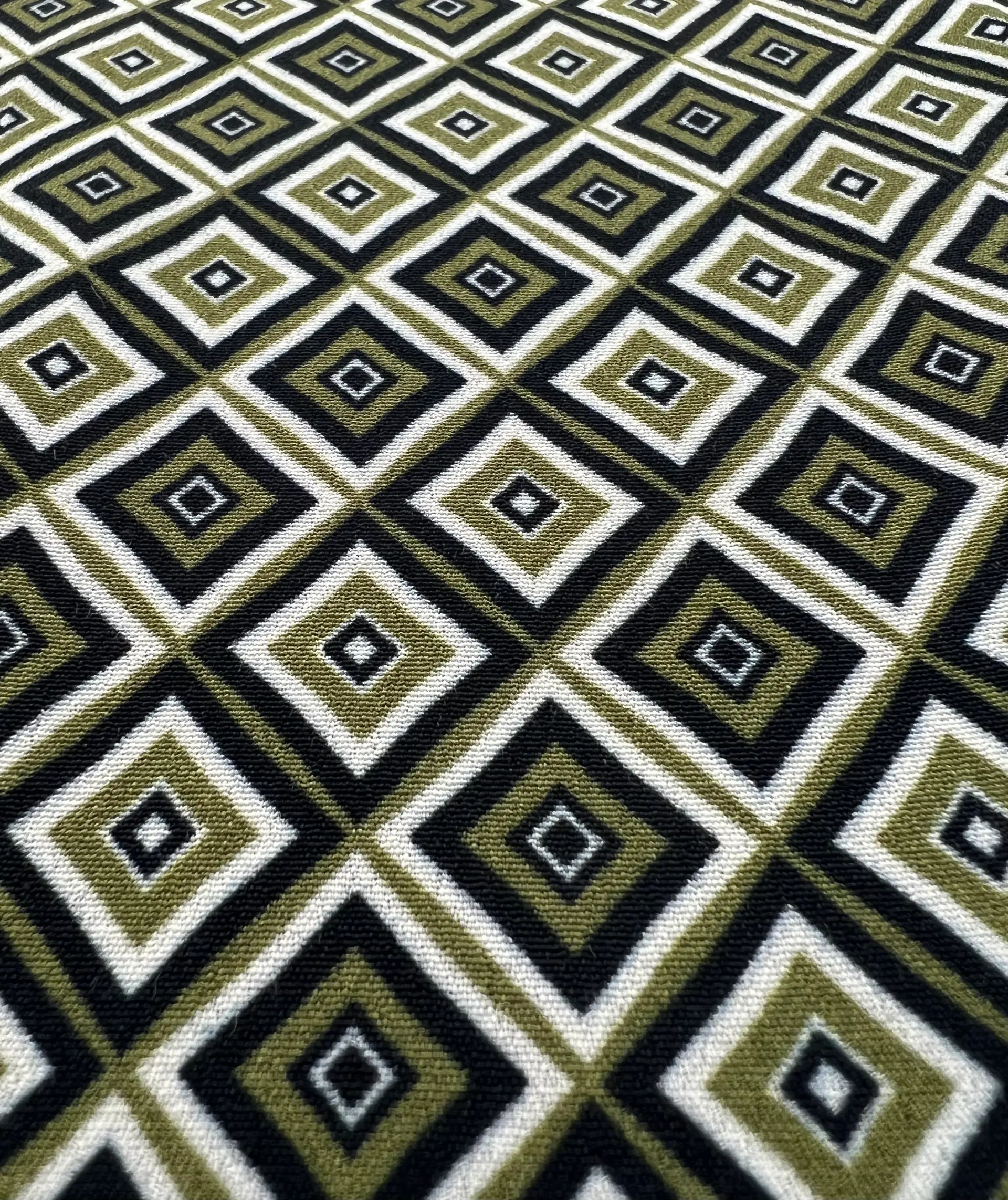 Printed 100% Viscose Tissue Crepé in Green/Black/White