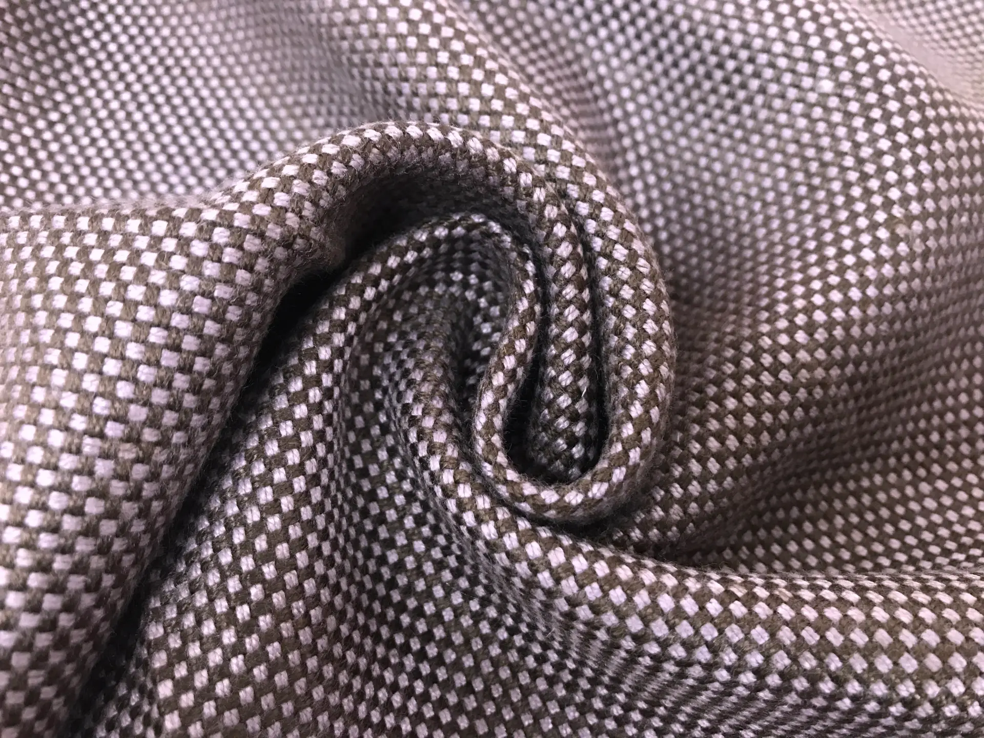 bamboo and linen blend in purple in a swirl
