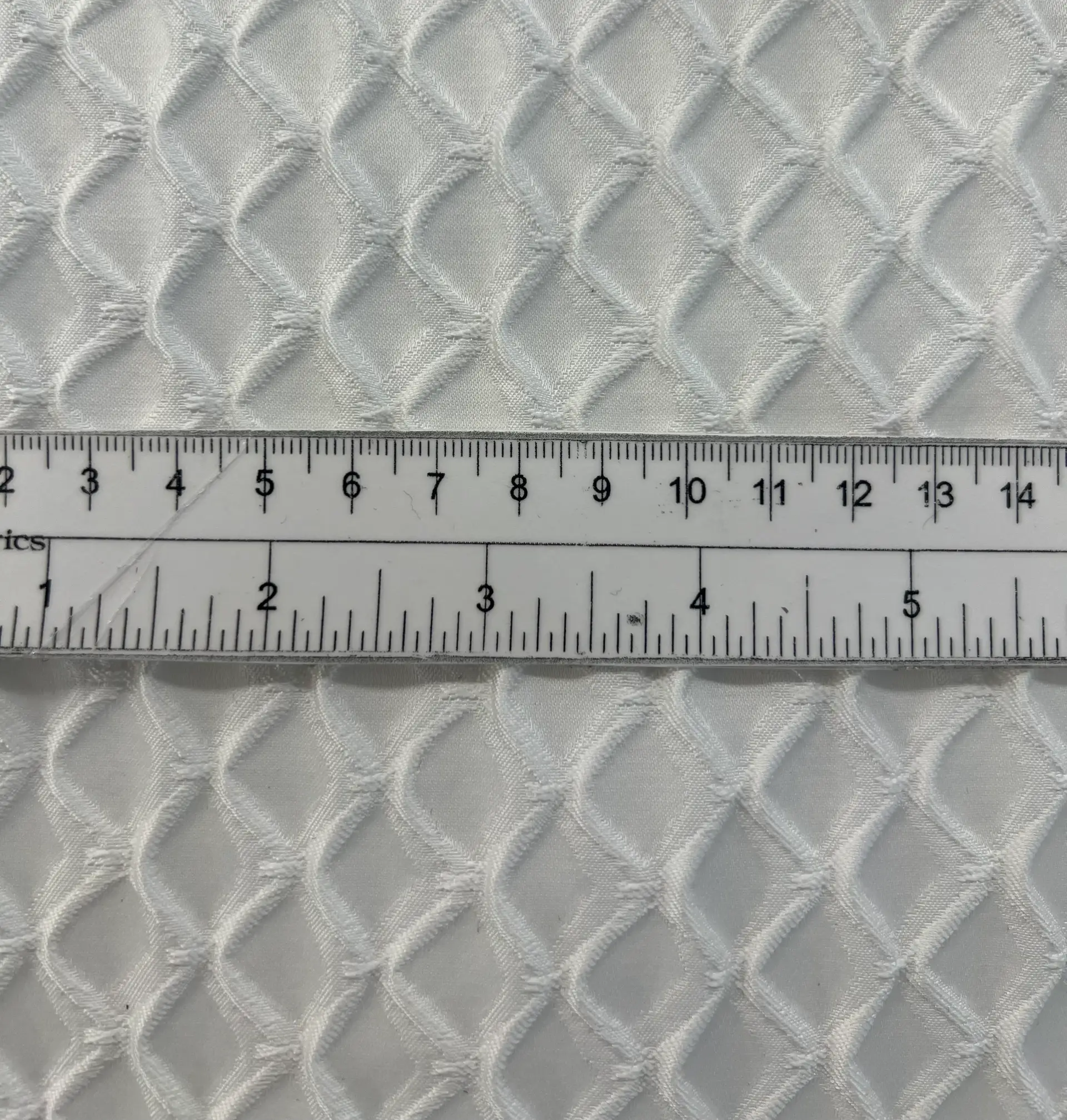 Birdseye Cloqué in White