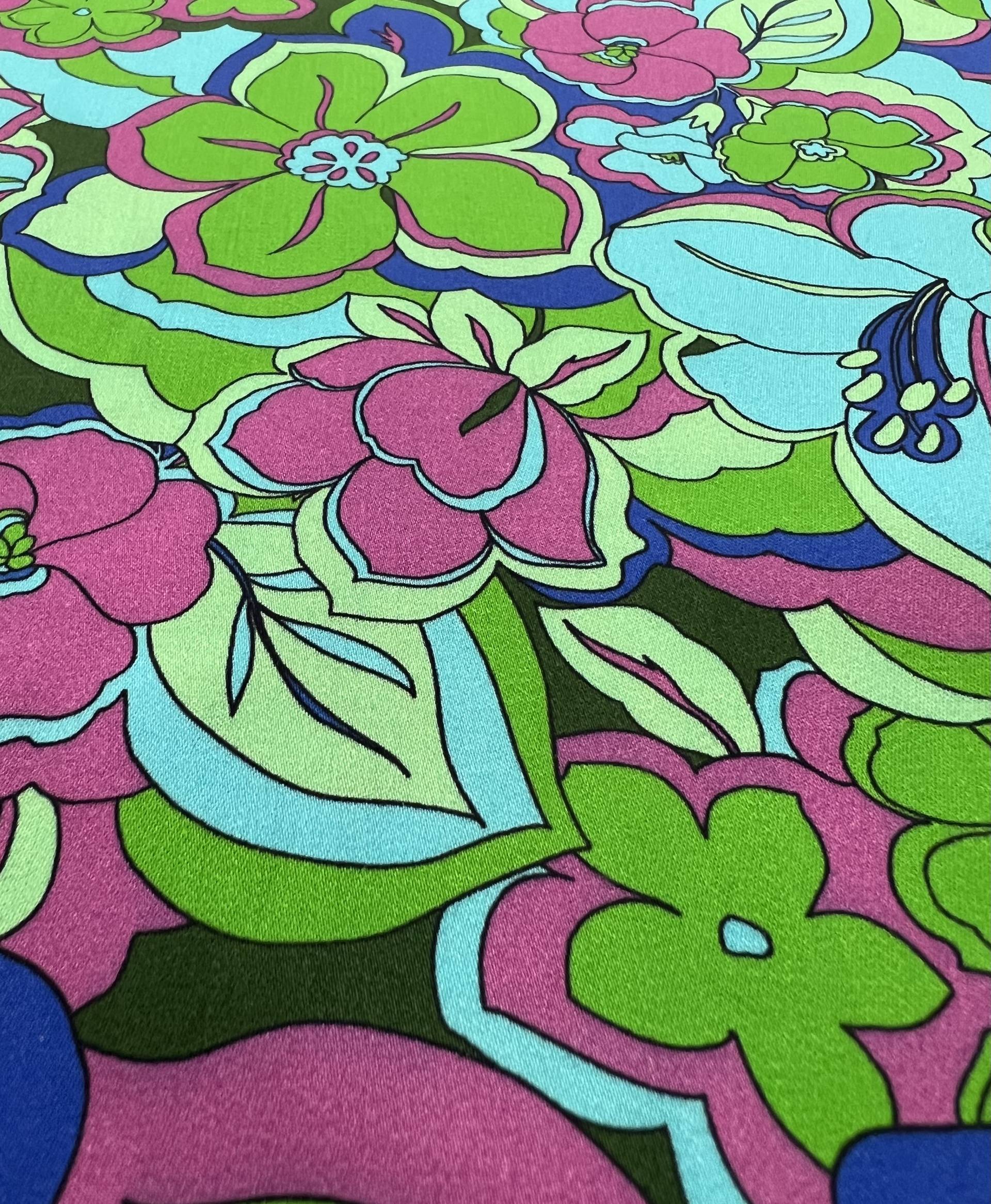 Printed Viscose Challis Sateen on Navy 