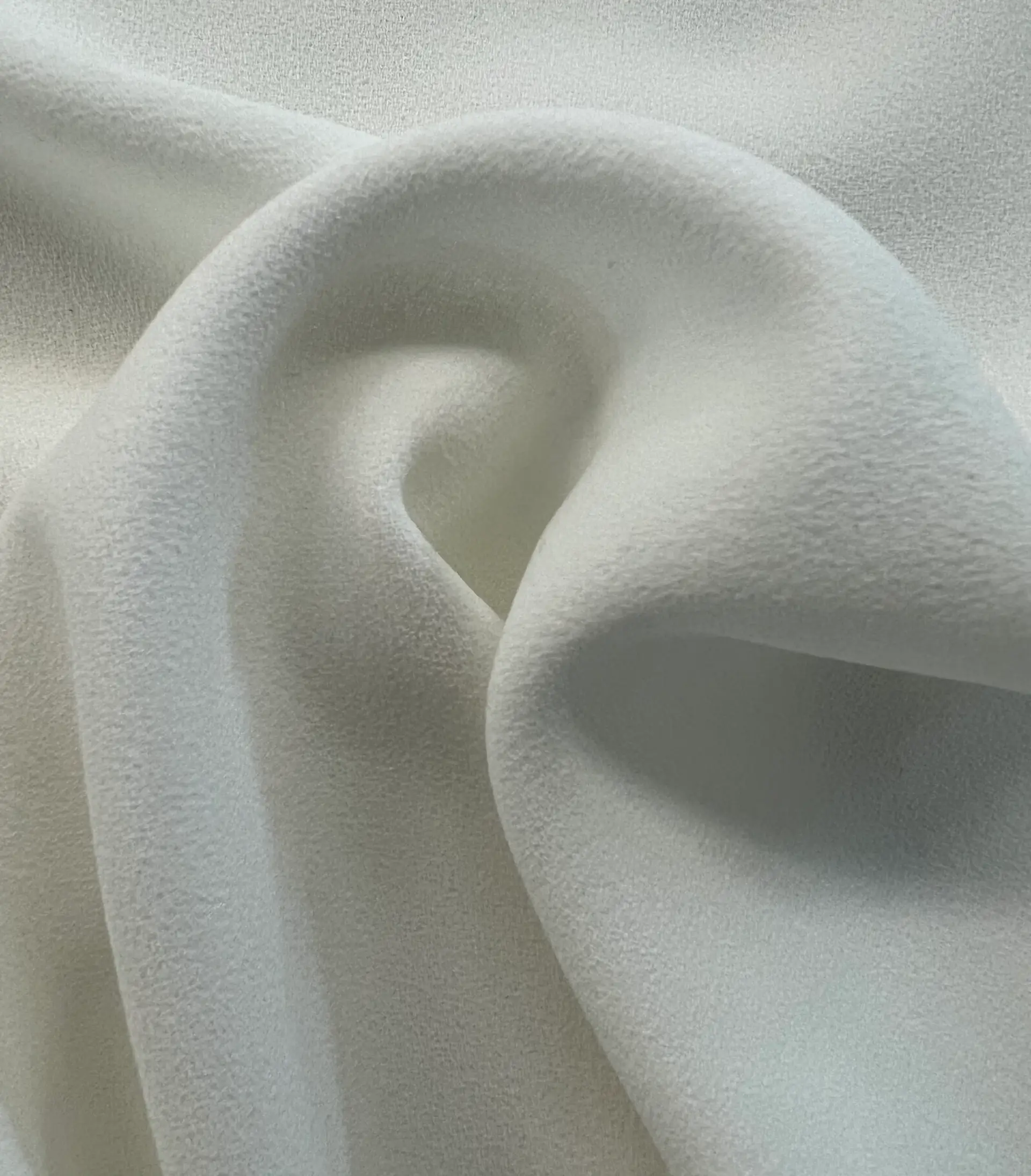 Polyester Crepe in Off White