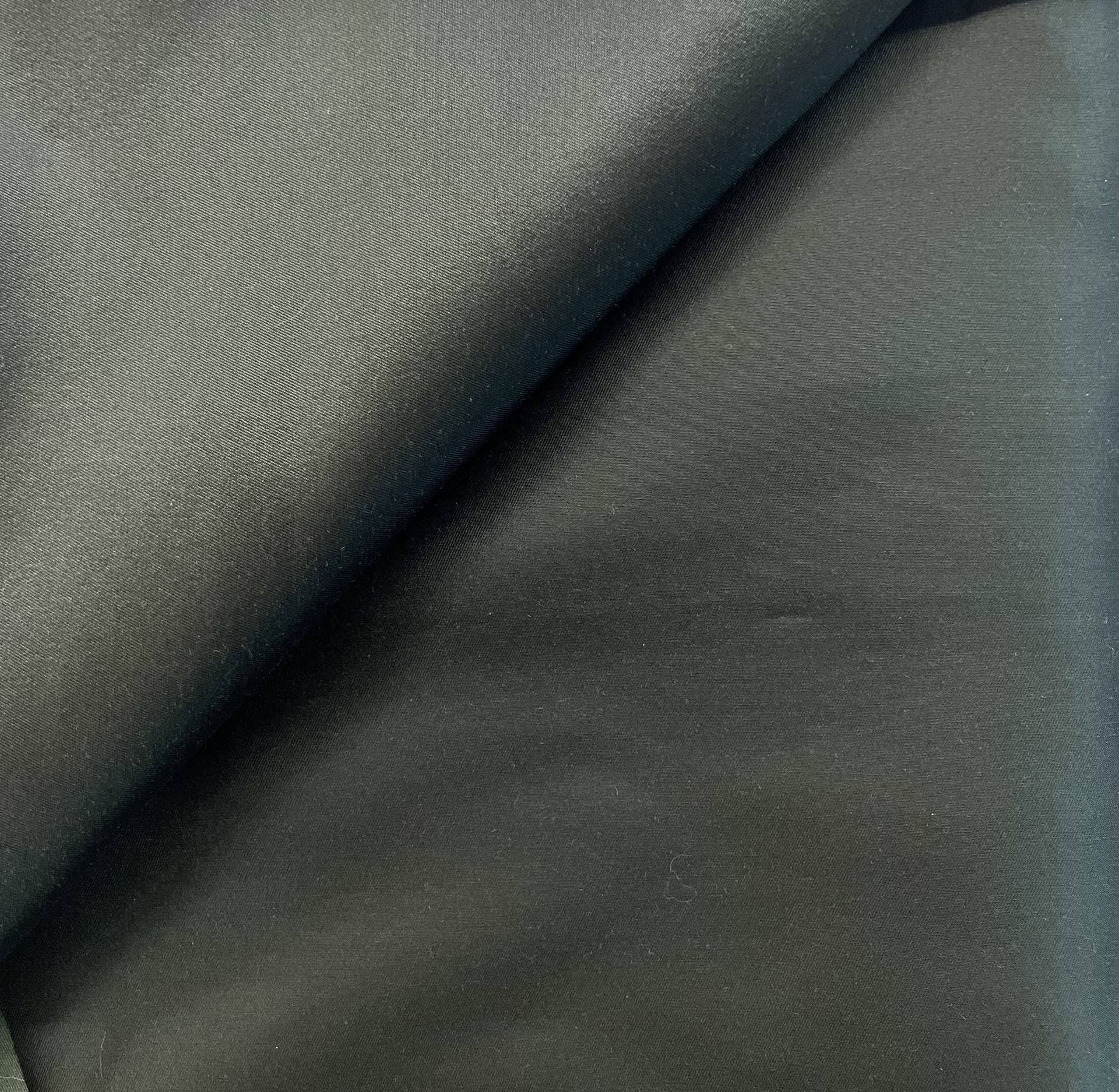 Silk & Wool in Hunter Green