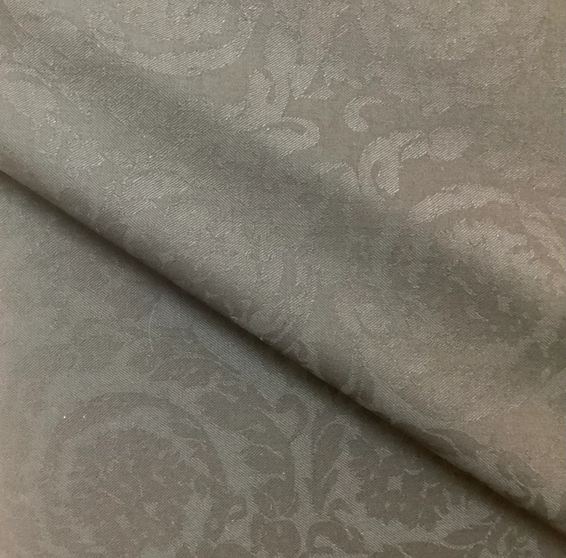 100% Wool Jacquard In Black