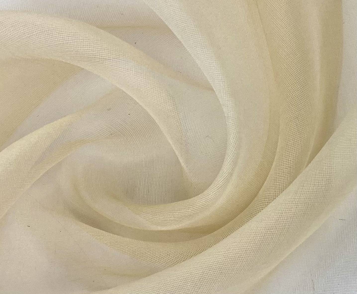 Silk marquisette in Nude
