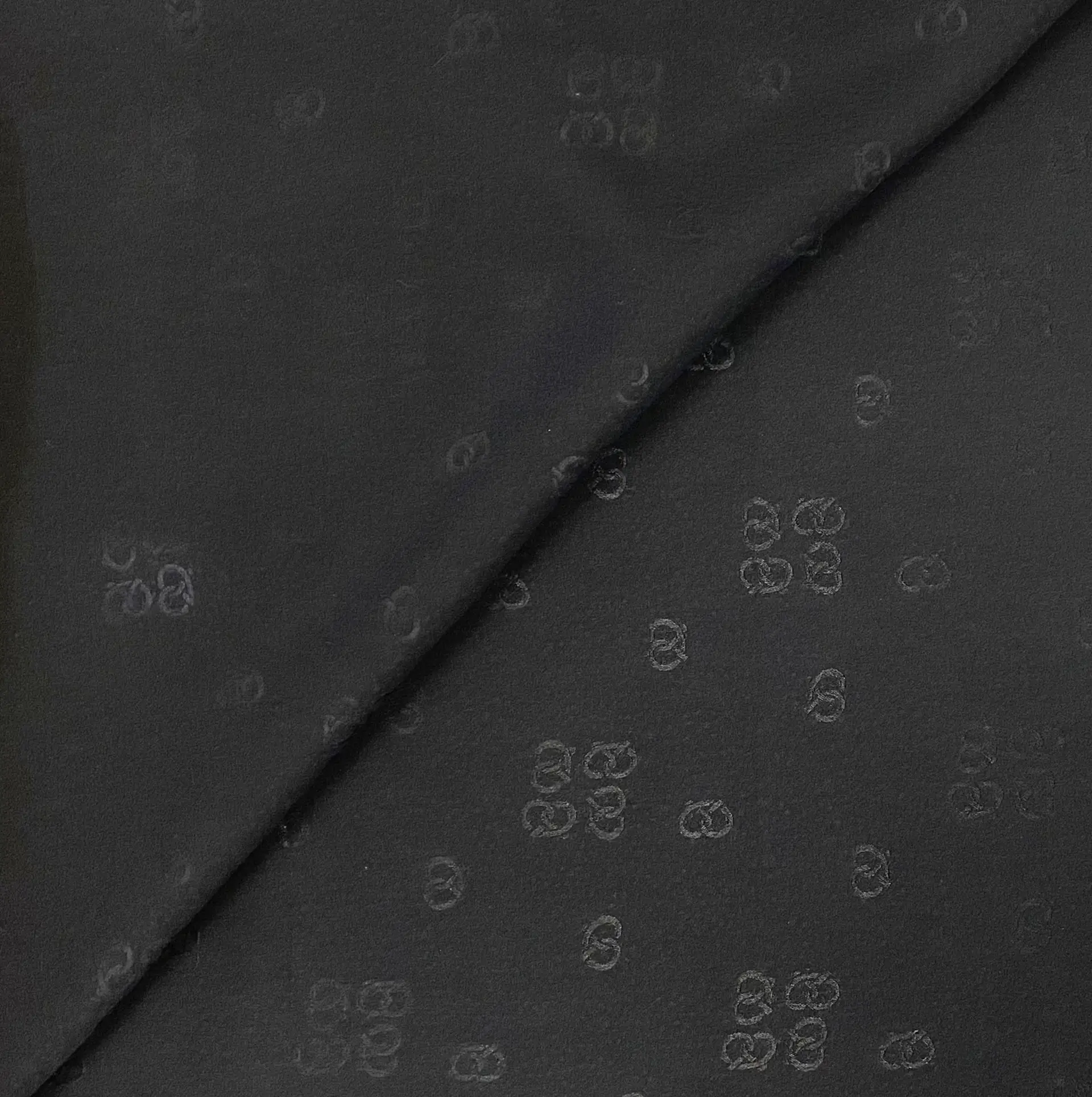 Vintage Silk Jacquard in Black