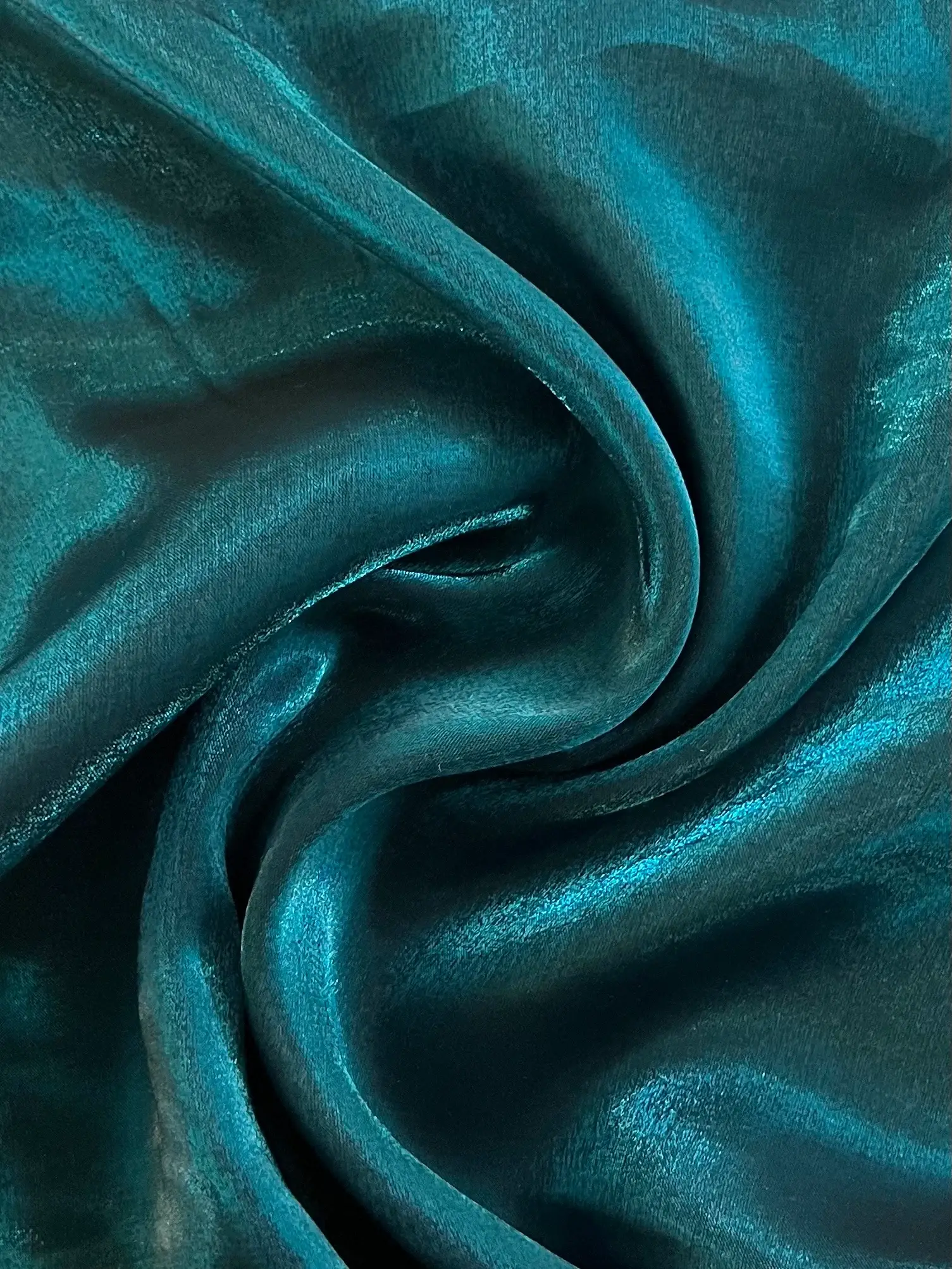 Viscose-Rayon Blend Iridescent Charmeuse 