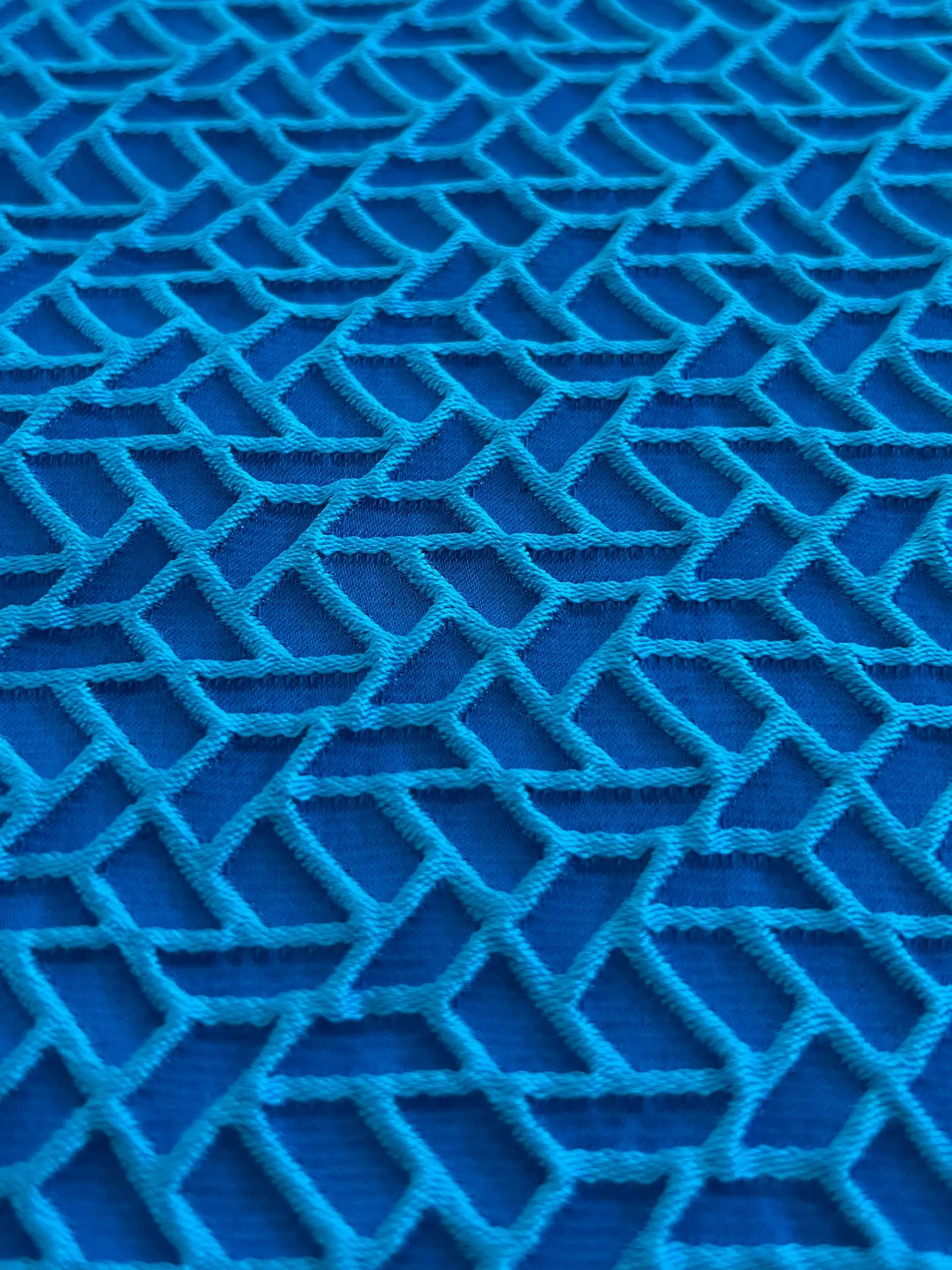 Bicolor Cloque in Turquoise + Royal Blue