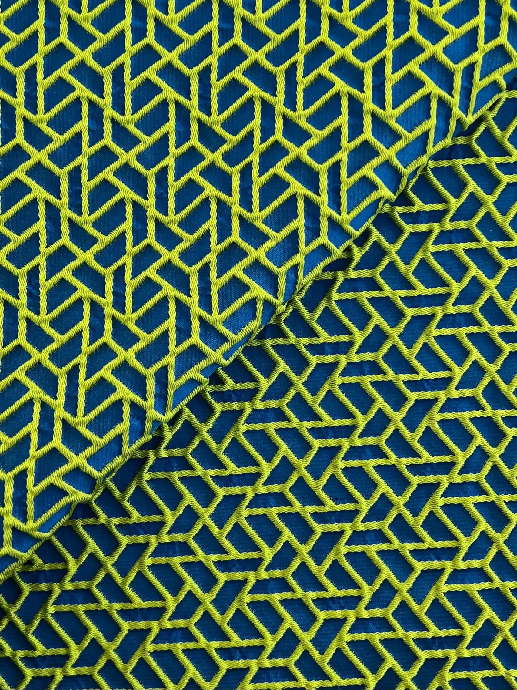 Bicolor Cloqué in Yellow Green + Royal Blue